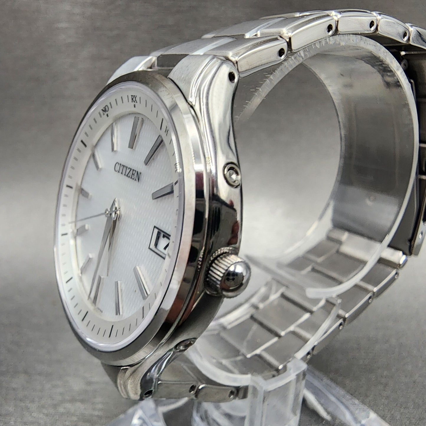 Citizen Eco-Drive Atomic Watch Men 37mm White Dial Titanium Date H110-T018360