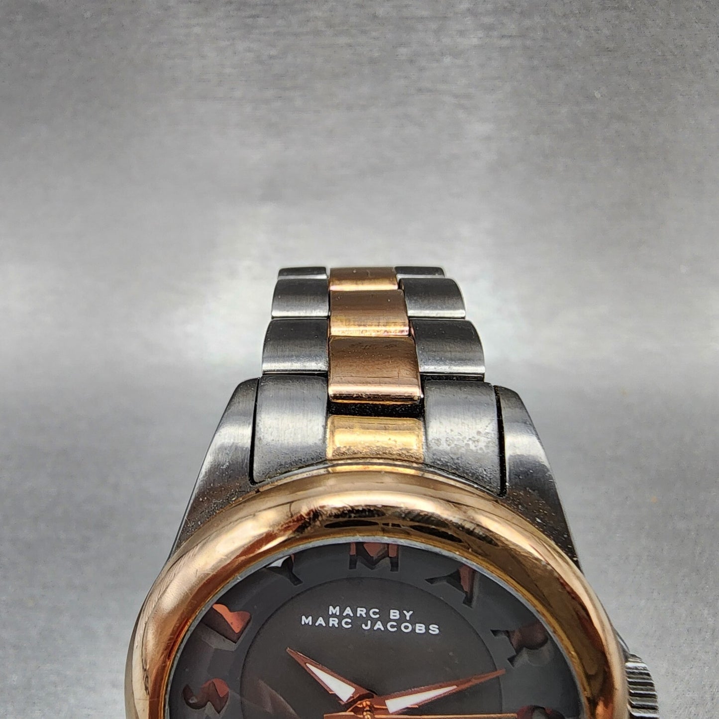 Marc Jacobs Watch Women 36mm Gray Dial Two Tone Round MBM3114 New Battery