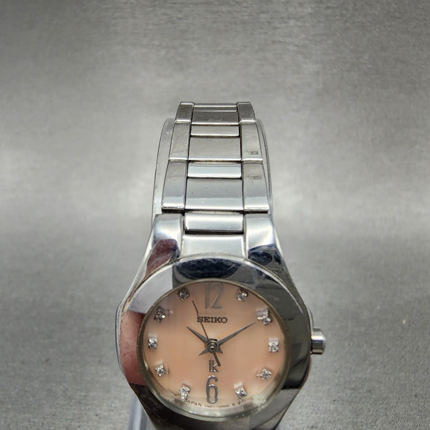 Seiko Lukia Watch Women 22mm MOP Dial Steel Round 1N01-0CA0 New Battery