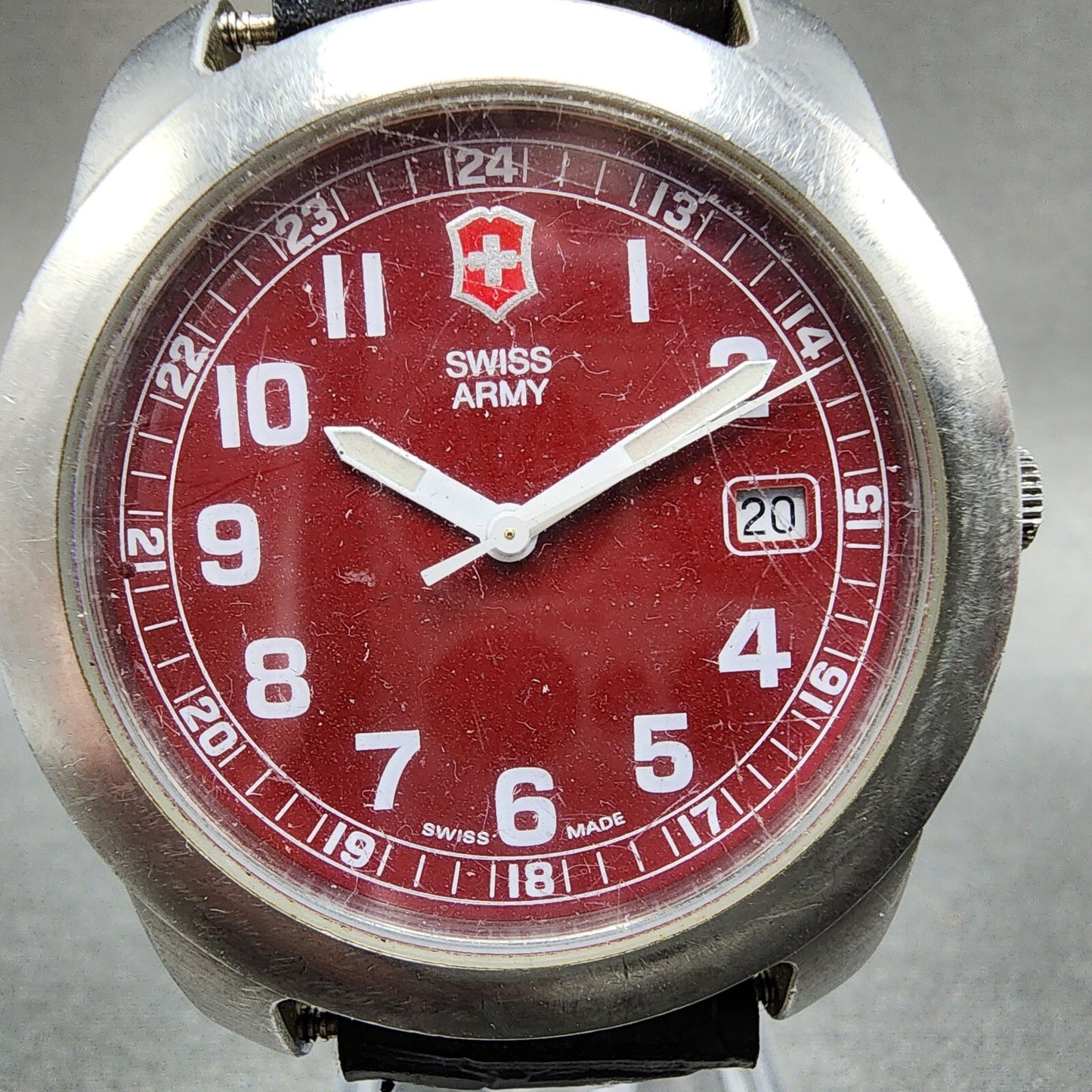 Victorinox Swiss Army Field Watch Men 38mm Red Dial Steel Date PARTS