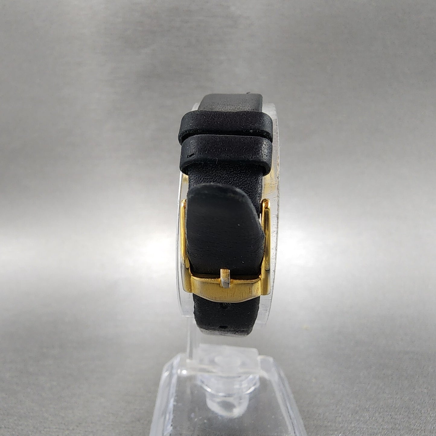 Movado Museum Watch Women 25mm Black Dial Gold Tone Round 87-25-832 New Batt B12