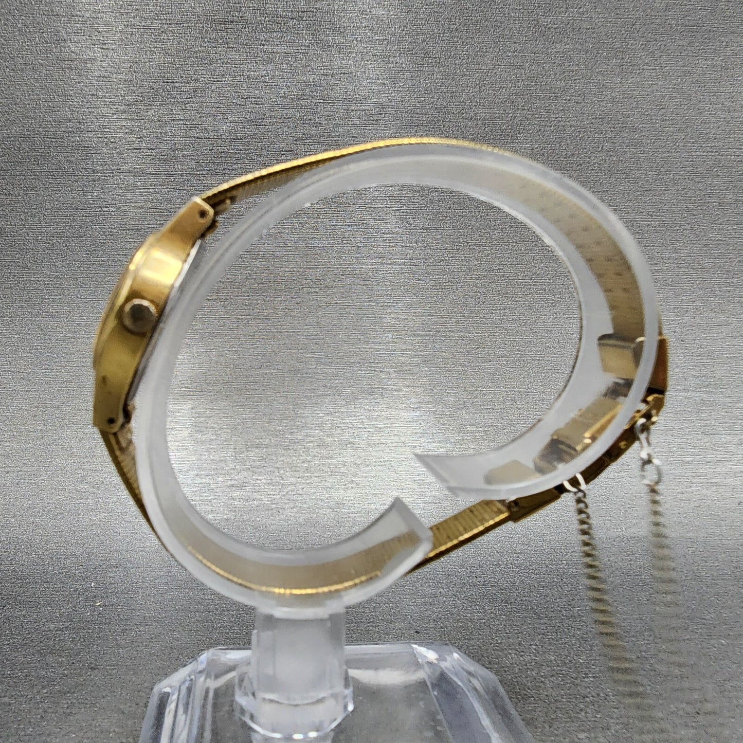 Seiko SX Watch Women 20mm Gold Dial Gold Tone Round 8Y21-0020 New Battery