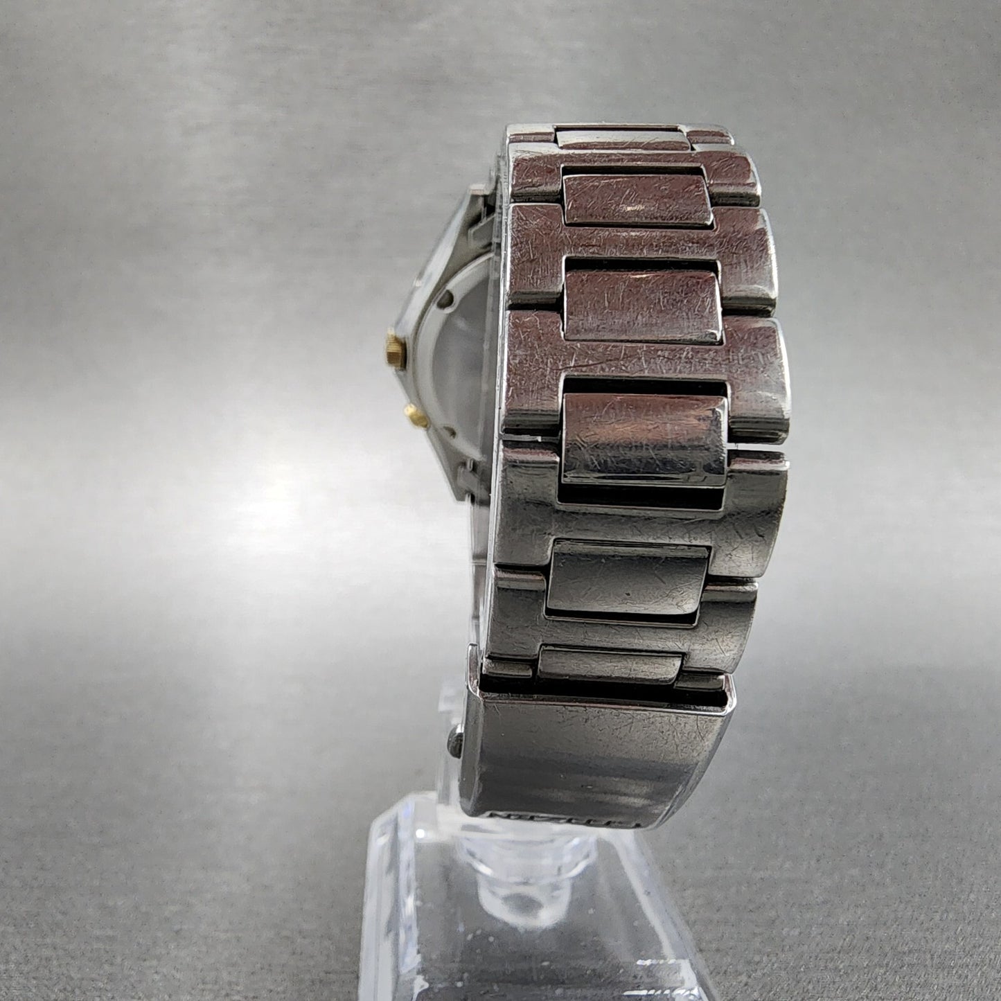Citizen Eco-Drive Watch Men 38mm Silver Dial Steel Date Atomic Runs H415-503303
