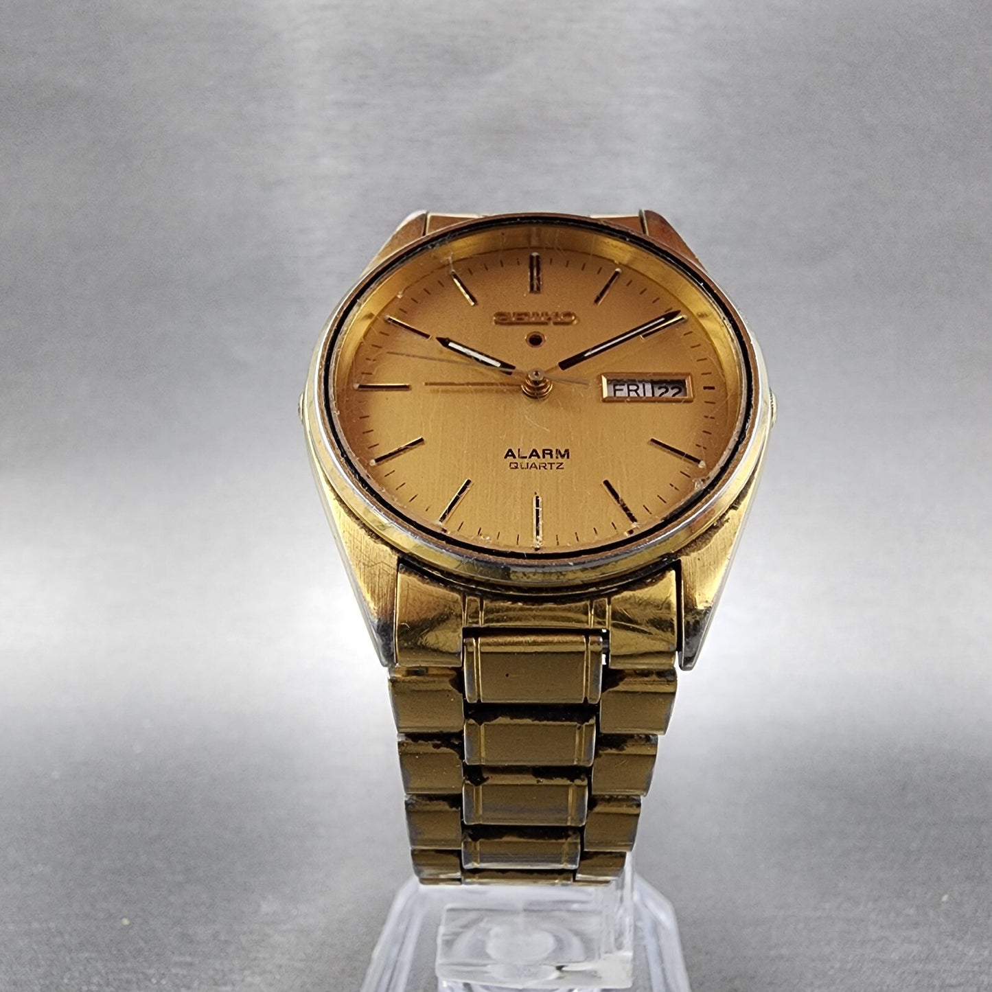 Seiko Alarm Watch Men 34mm Gold Dial Gold Tone Daydate Round 5C23-8009 New Batt