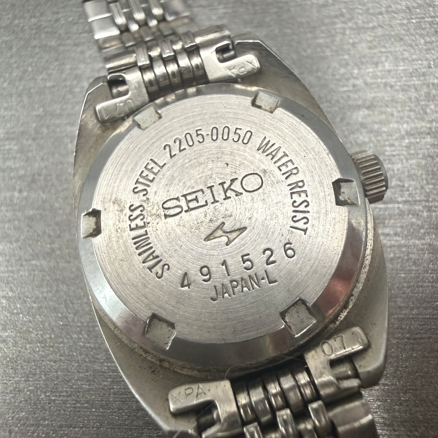 Seiko Watch Women 23mm Silver Dial Silver Tone Date Round 2205-0050 New Battery10