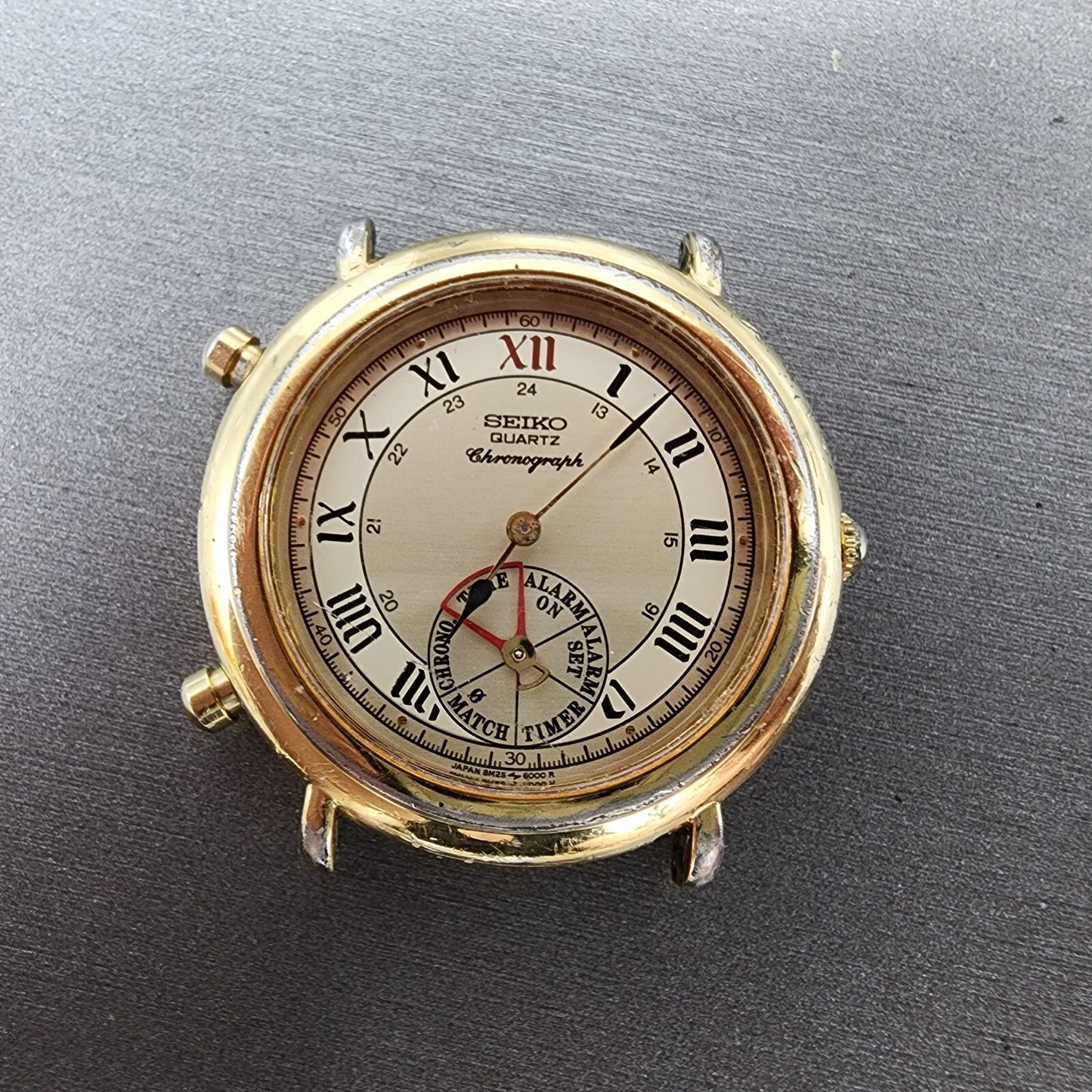 Seiko Chronograph Watch Men 35mm Champagne Dial Gold Tone 8m25-6009 NewBat READ!