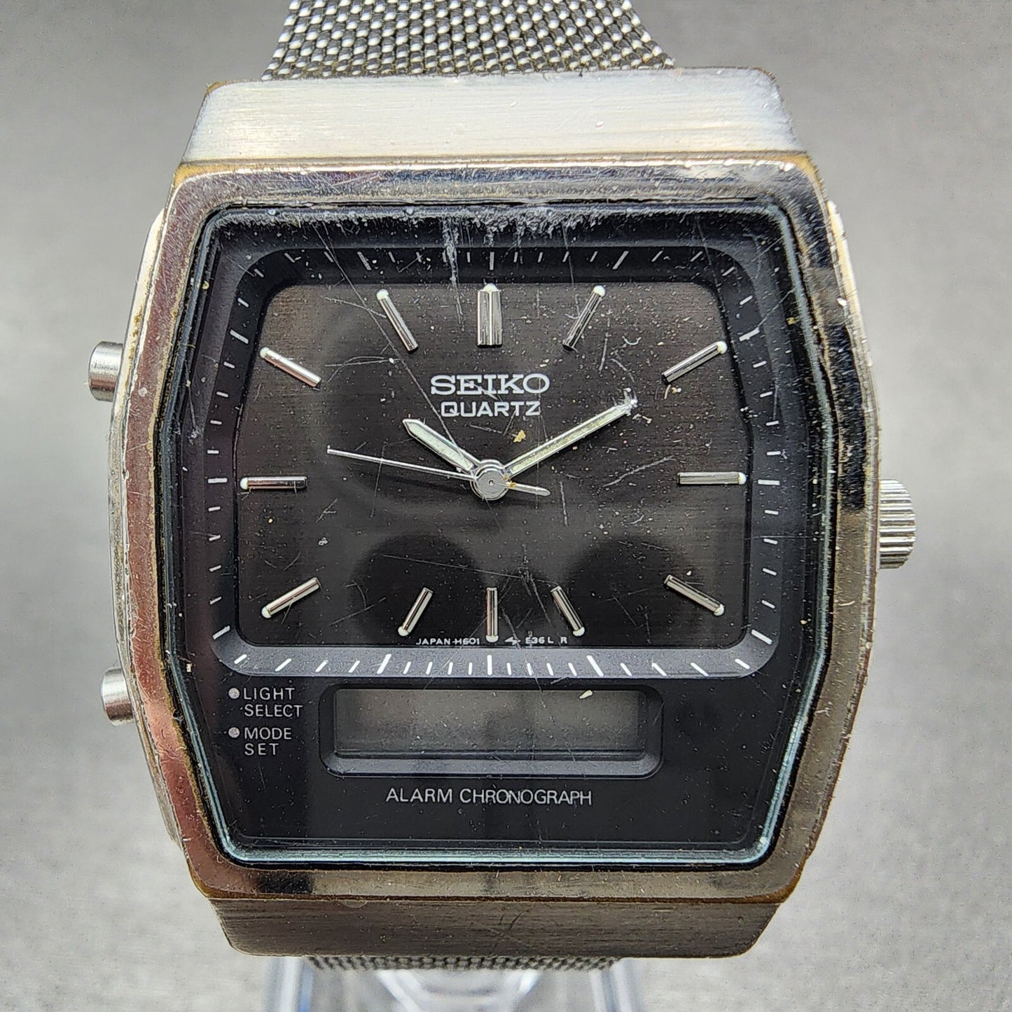 Seiko Analog Digital Watch Men 32mm Black Dial Silver Tone H601-540A PARTS