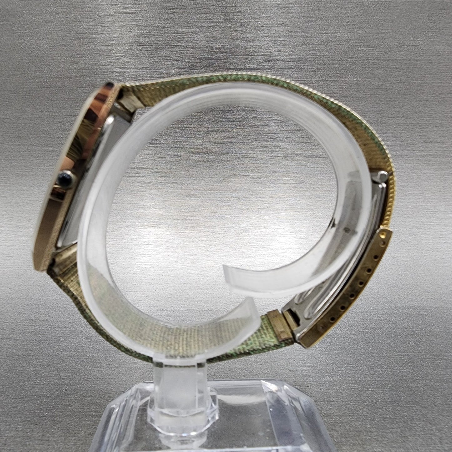 Seiko Dolce Tank Watch Men 28mm Champagne Dial Gold Tone 6030-5320 New Battery