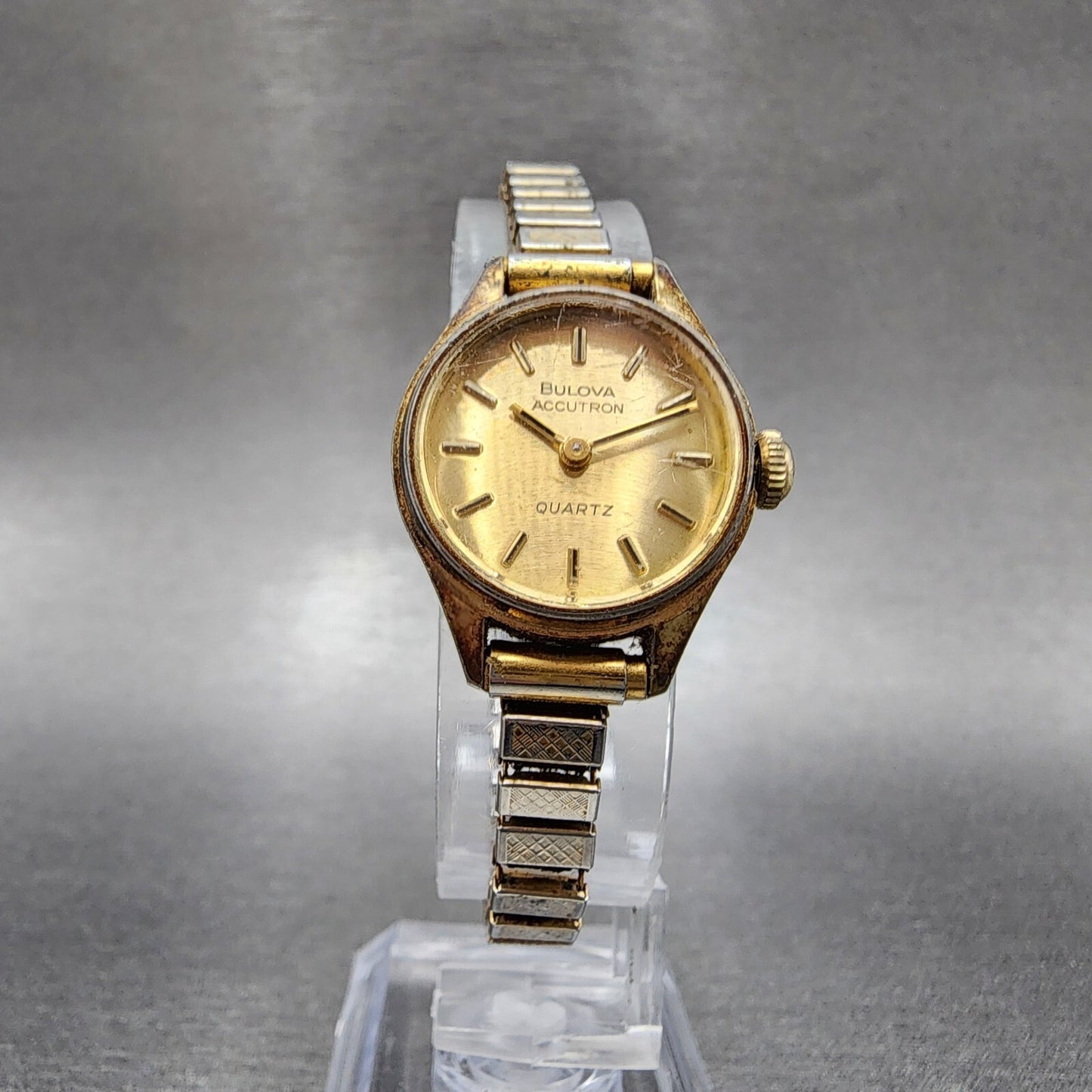 VTG Bulova Accutron Watch Women 22mm Gold Dial Gold Tone Round N8 PARTS