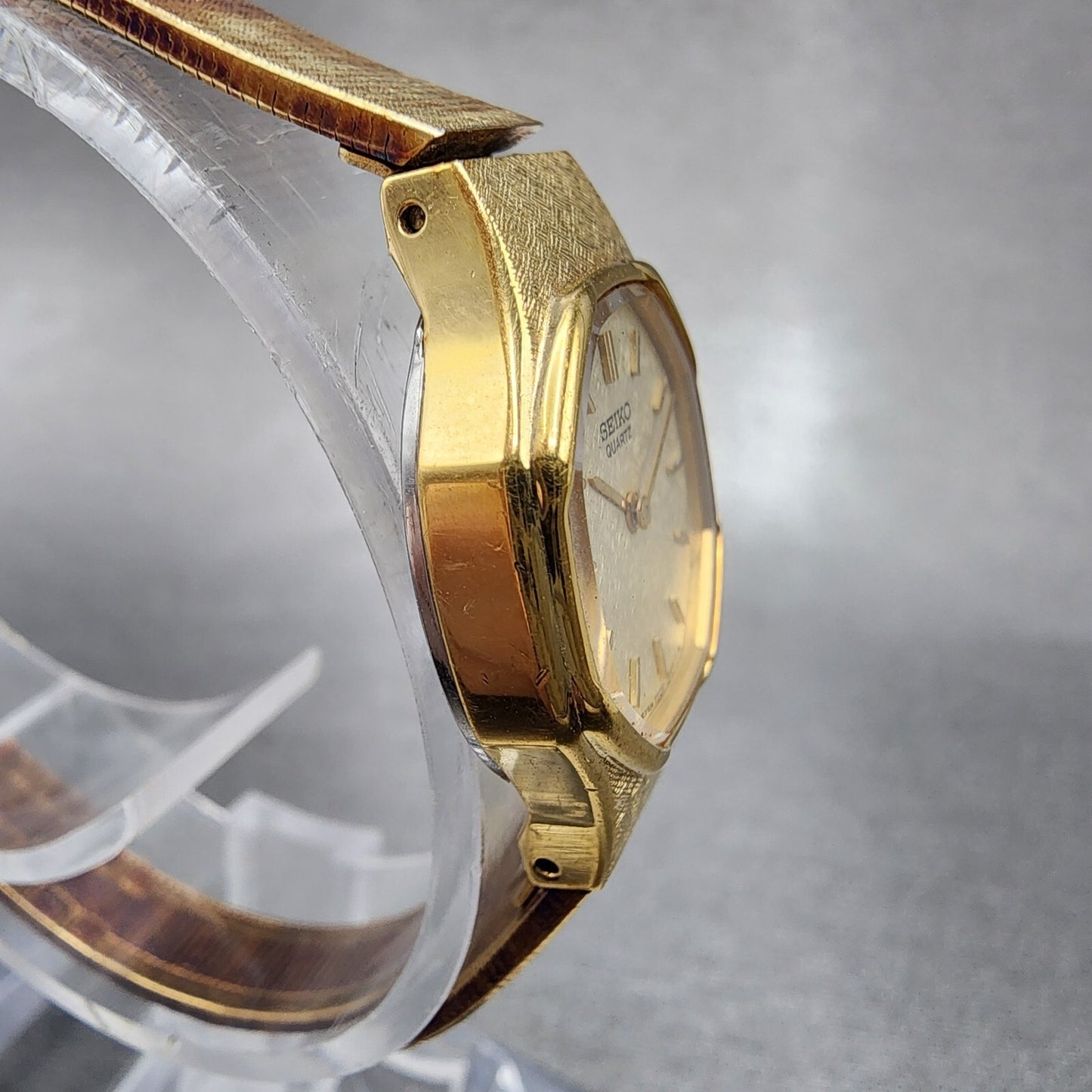 Seiko Watch Women 19mm Champagne Dial Gold Tone Octagon 2320-6810 New Battery