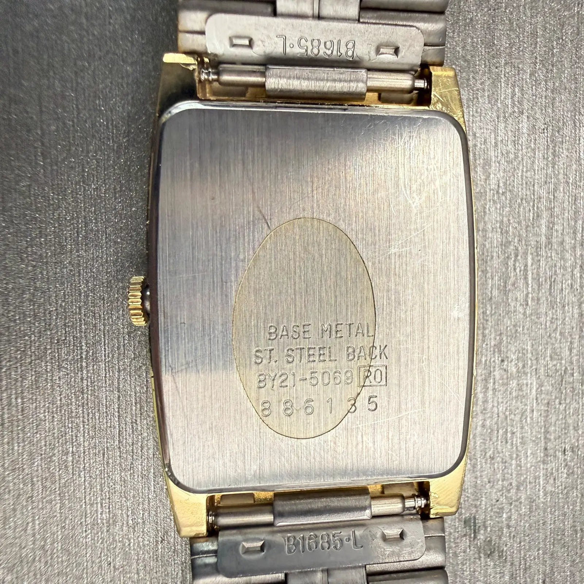 48304706