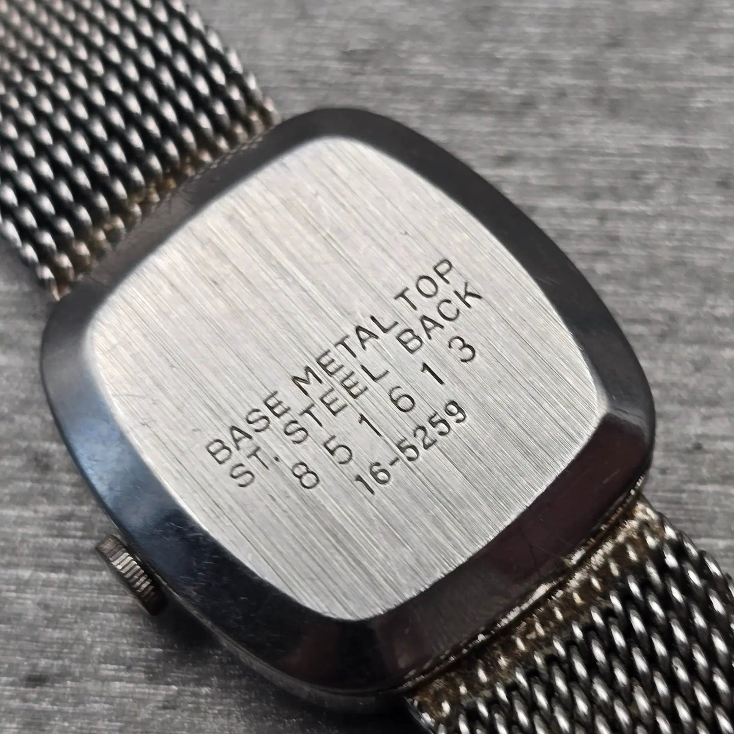 Seiko Watch Women 20mm Silver Dial Silver Tone Rectangle 16-5259 New Battery VTG10