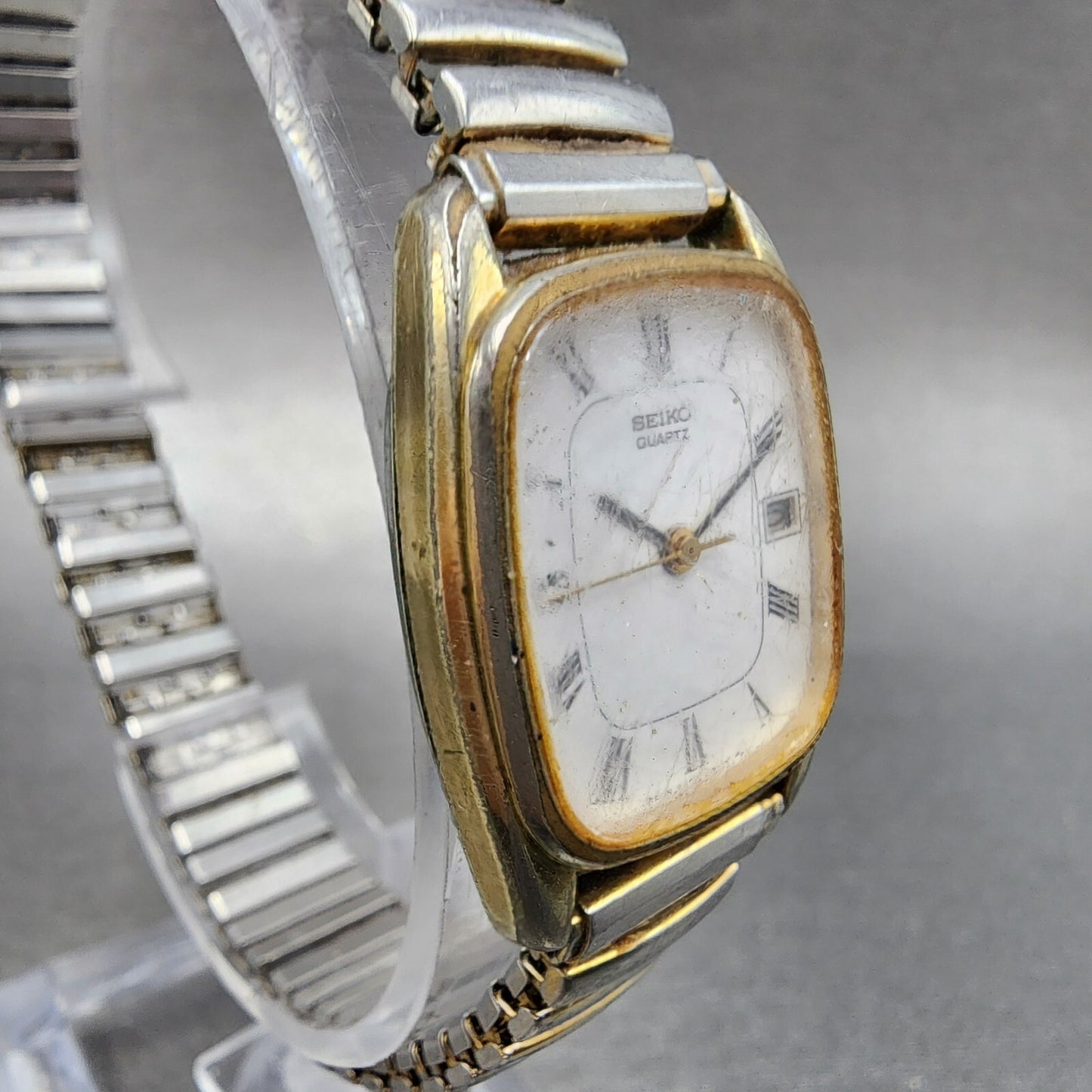 Seiko Watch Women 21mm White Dial Gold Tone Date 2a22-5080 New Battery READ!!!!!