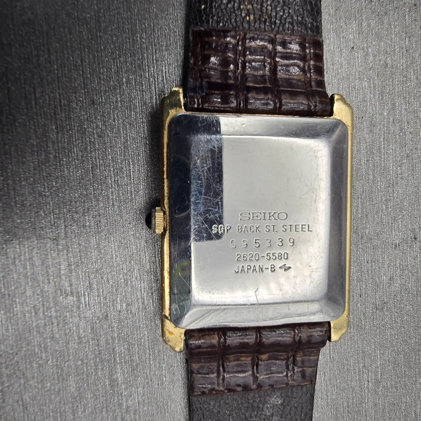 Seiko Tank Watch Men 26mm White Dial Gold Tone Rectangle 2620-5580 New Battery10