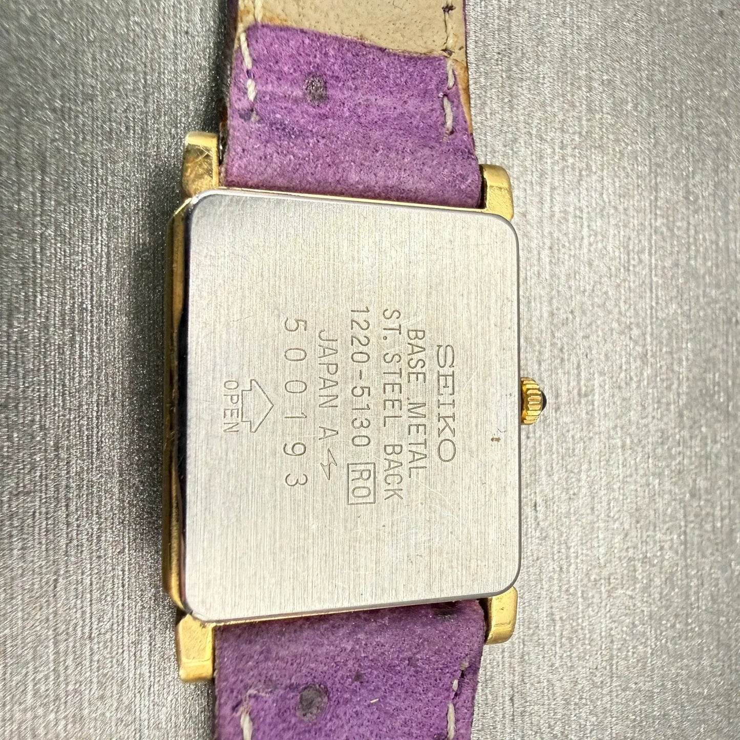 48302318