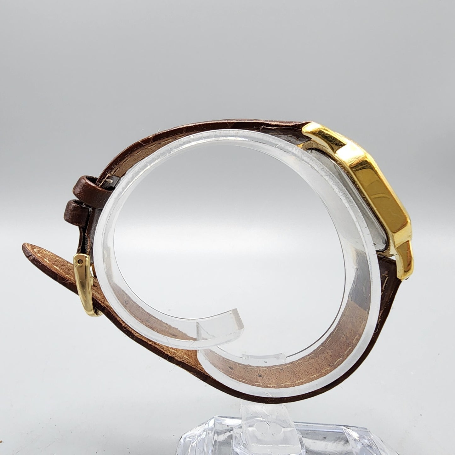 Ecclissi Watch Women 26mm White Dial Gold Tone Ellipse Case New Battery