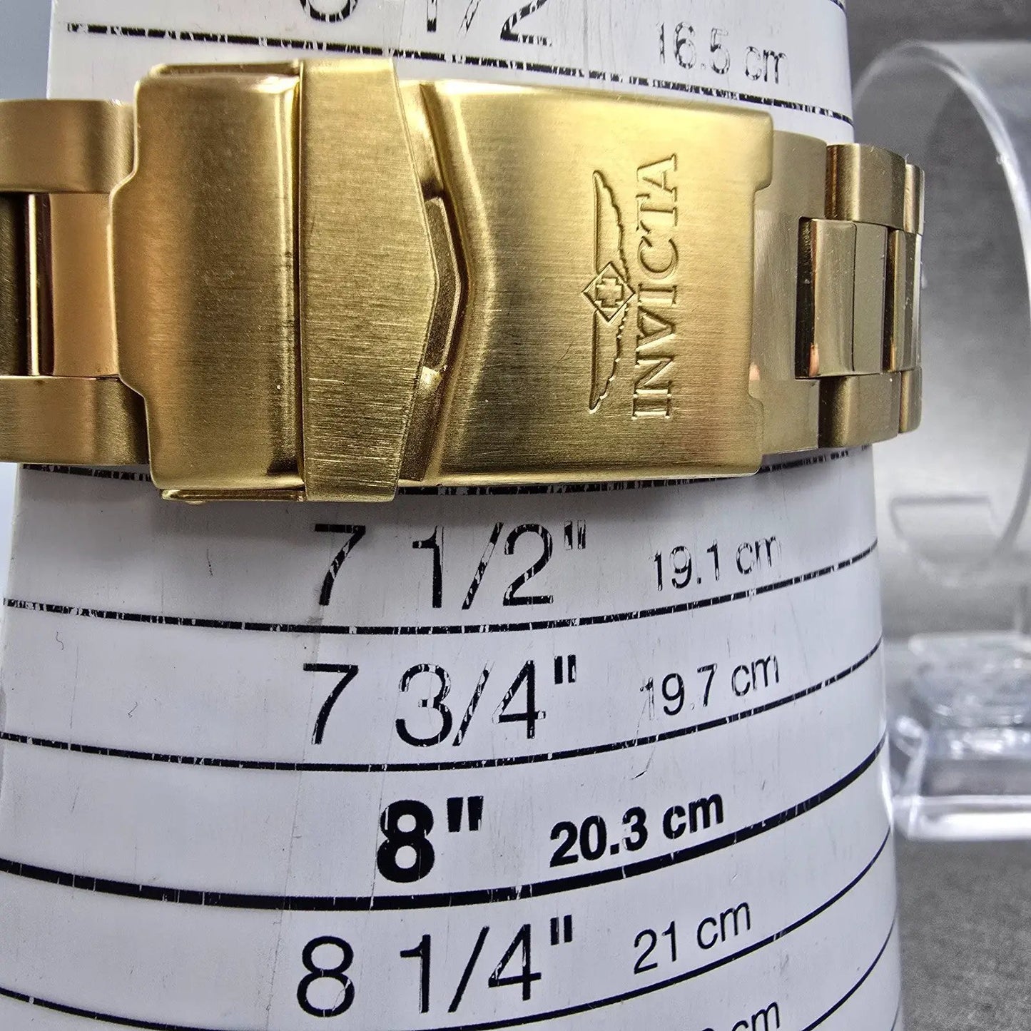 Invicta Pro Diver Watch Men 40mm Black Dial Gold Tone Date 26975 New Battery10