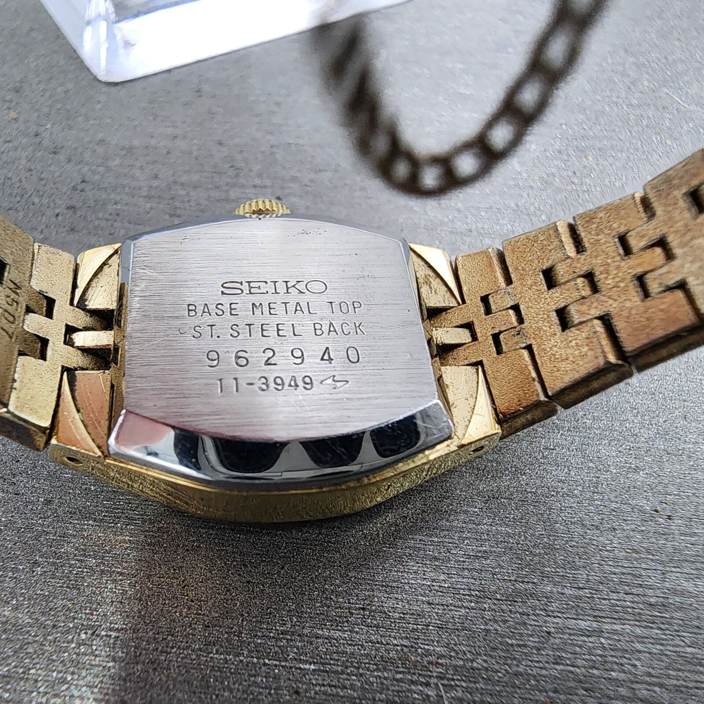 VTG Seiko Watch Women 19mm Brown Dial Gold Tone Rectangle Manual Wind Runs