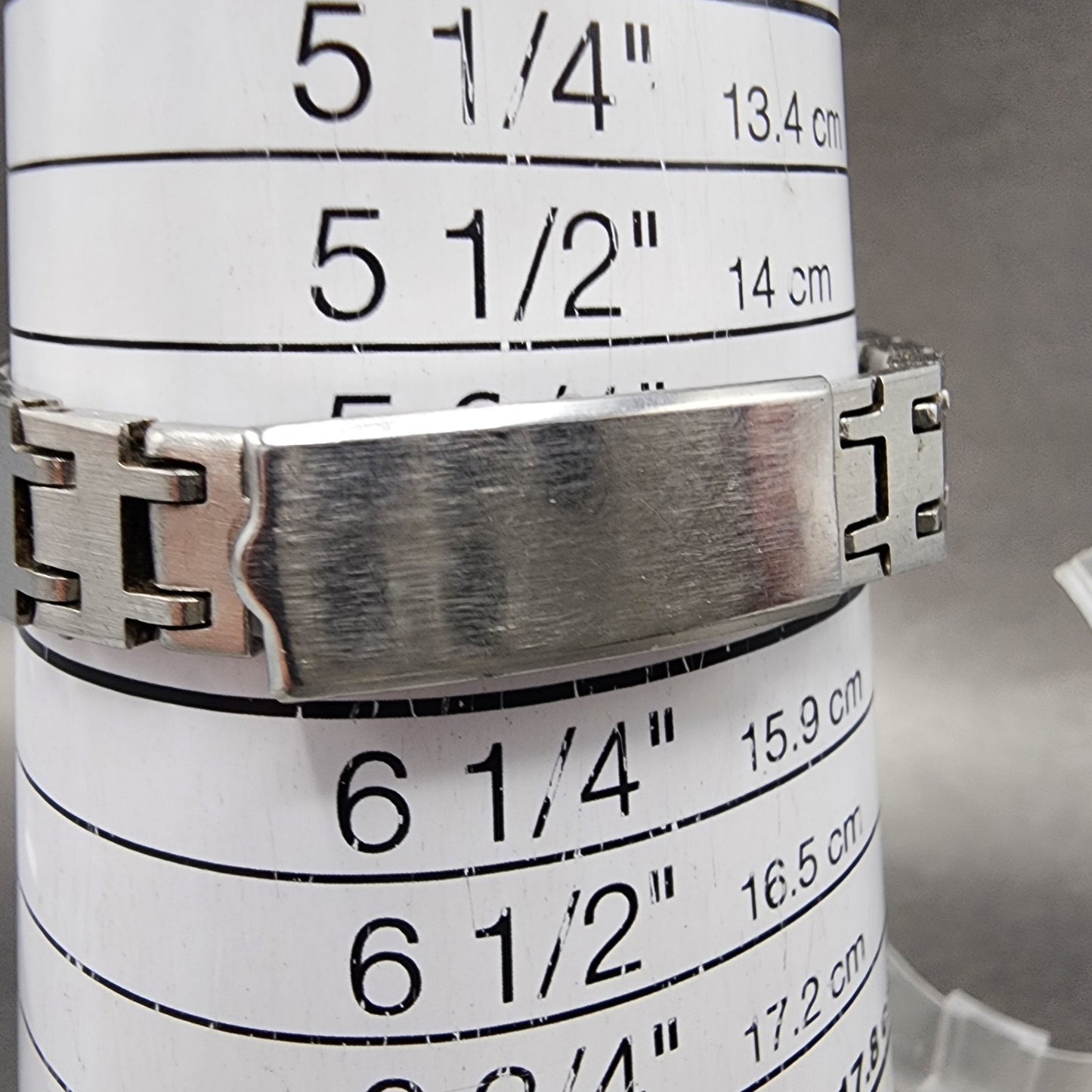 Nivada Streamline Automatic Watch Women 26mm Silver Dial Silver Tone Date Runs9