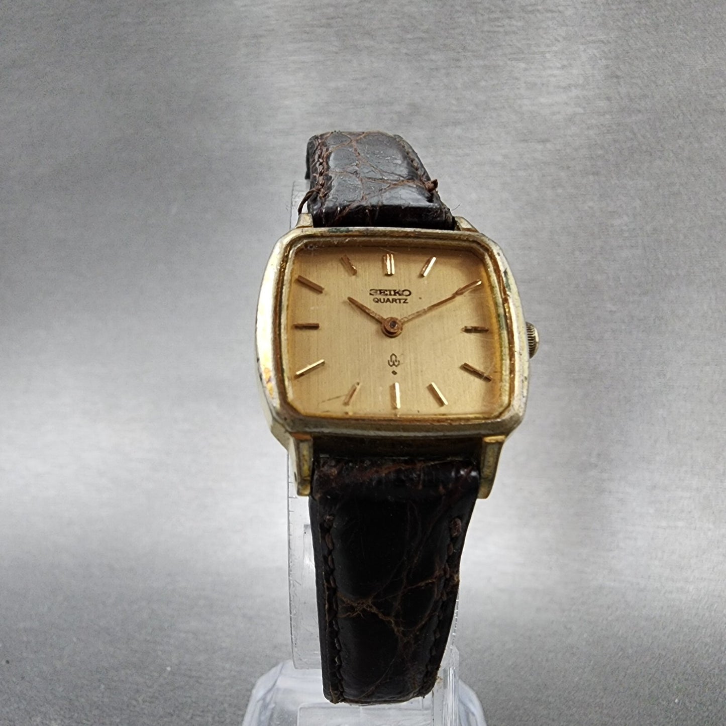 VTG Seiko Watch Women 23mm Gold Dial Gold Tone Rectangle 4720-5020 New Battery