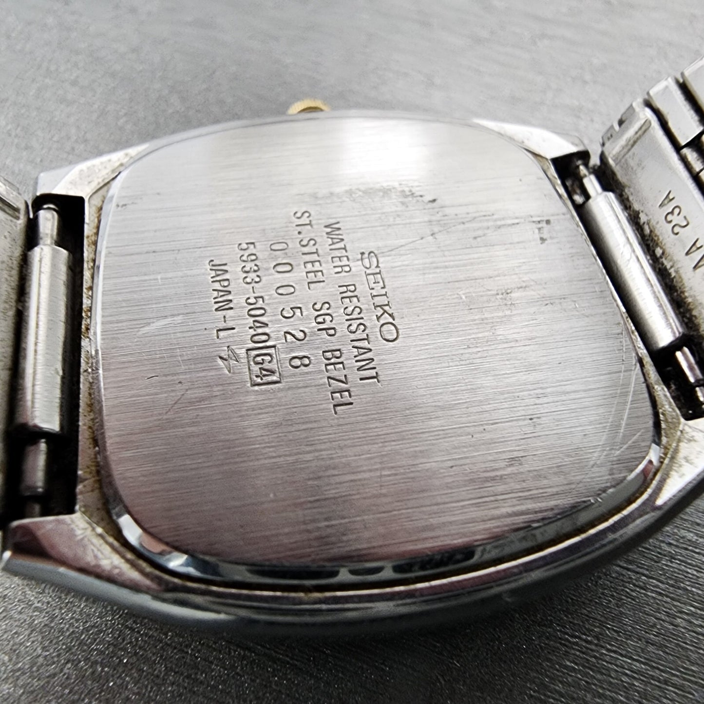 Seiko Watch Men 32mm Champagne Dial Two Tone Daydate 5933-5040 PARTS