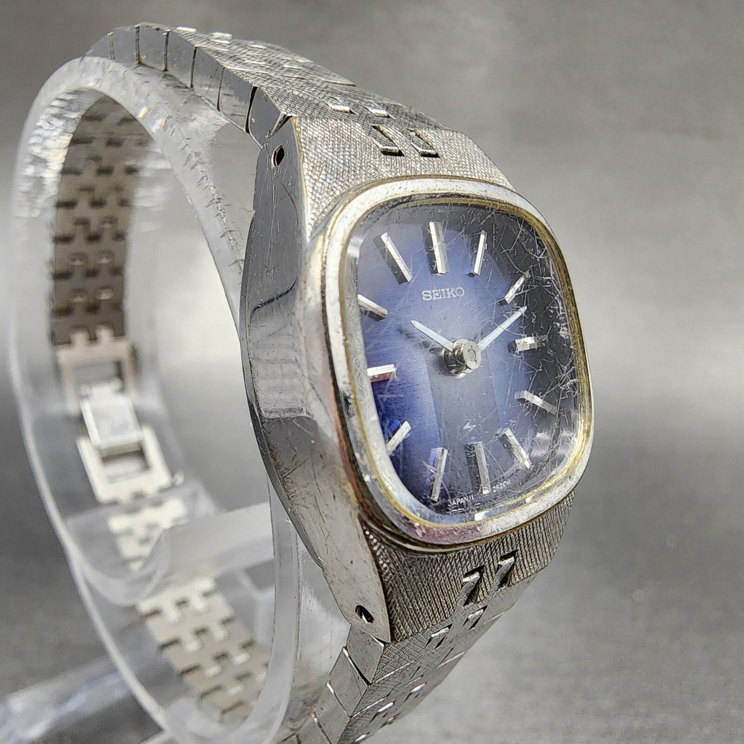 VTG Seiko Watch Women 19mm Blue Dial Gold plated Manual Wind 11-3940 Runs