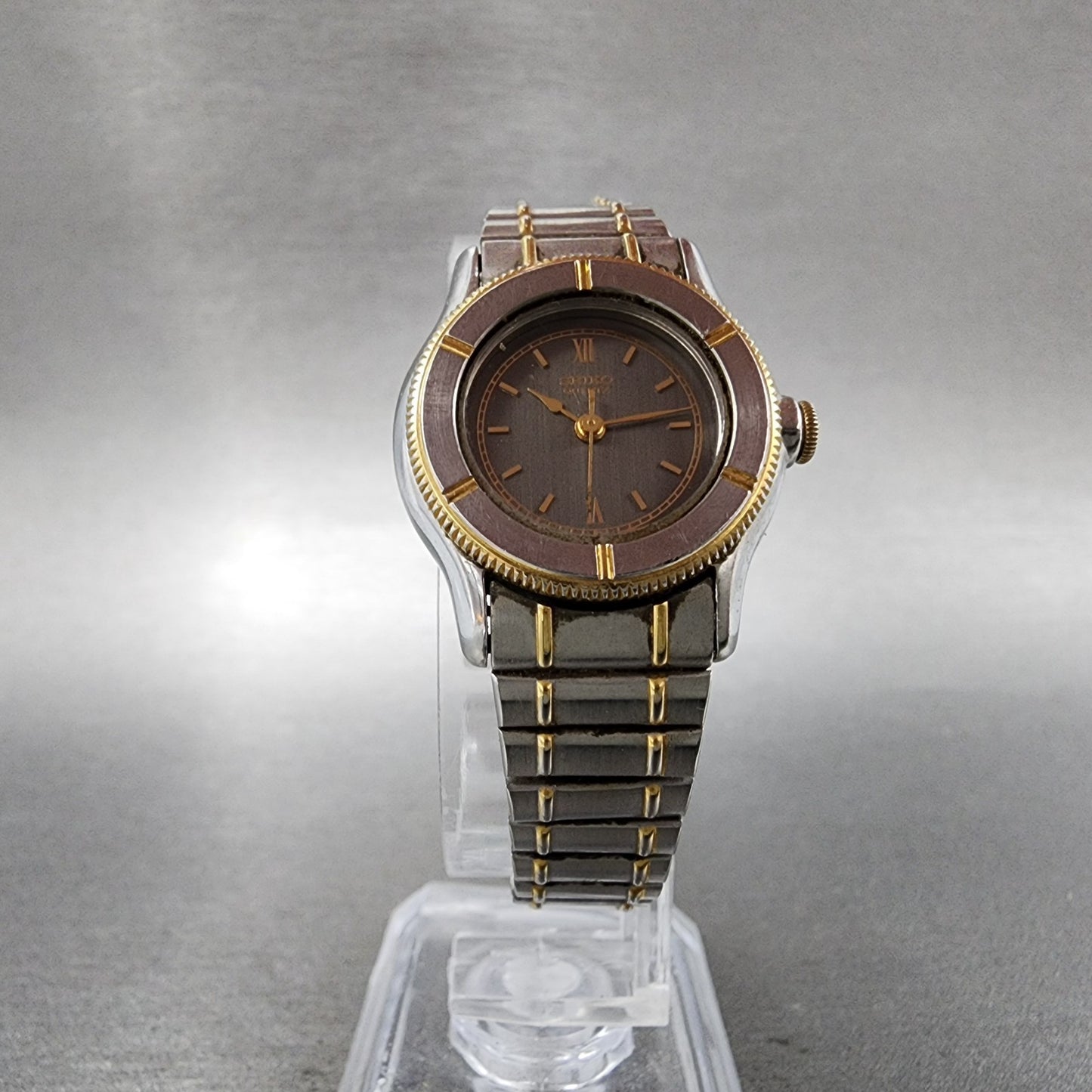 Seiko Watch Women 25mm Gray Dial Two Tone 7321-0150 New Battery