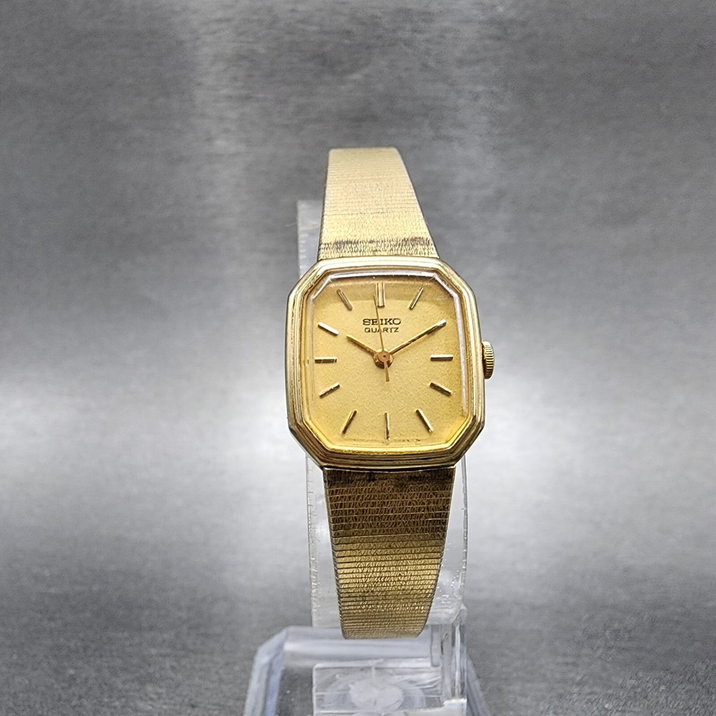Seiko Watch Women 20mm Champagne Dial Gold Tone Octagon 1421-5619 New Battery