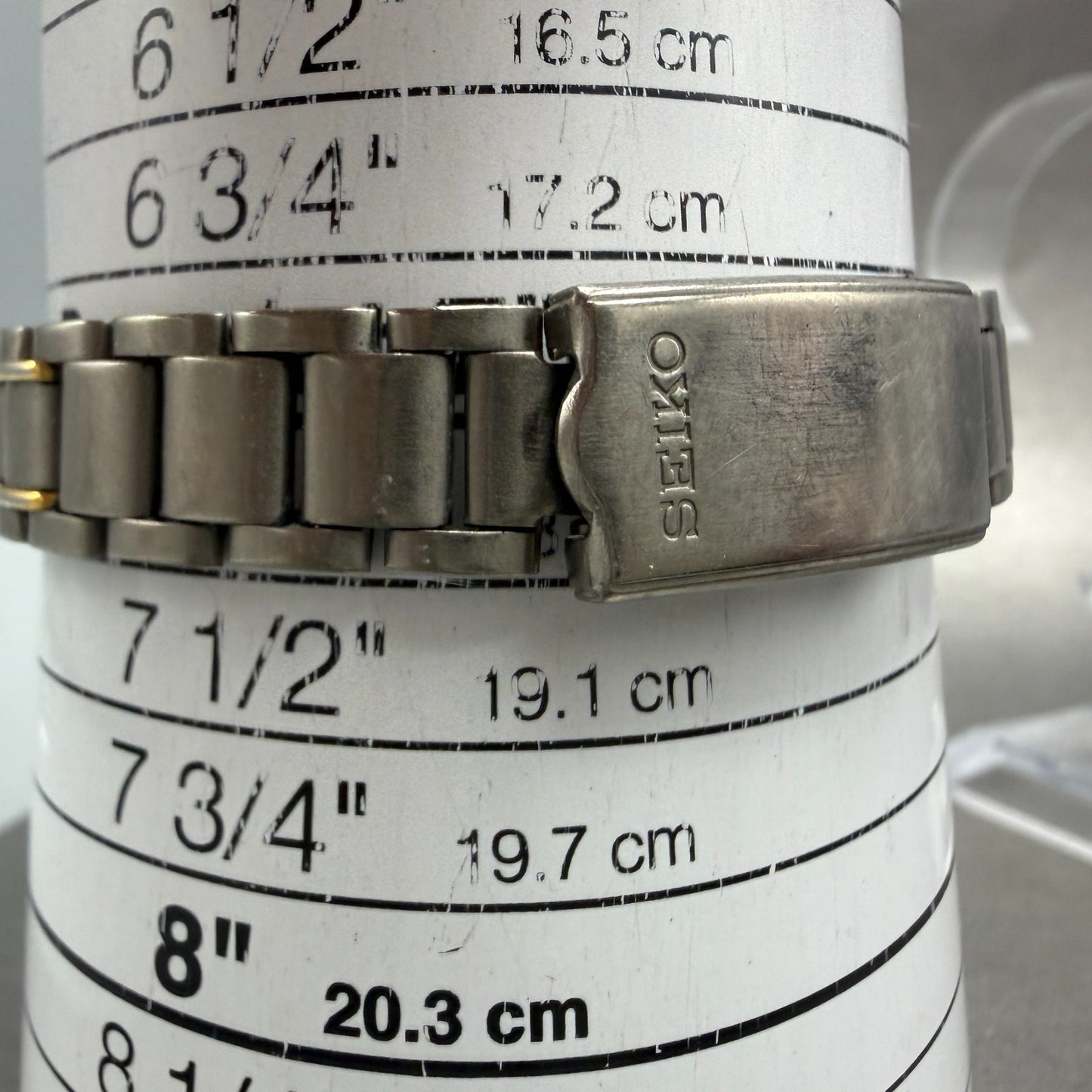 Seiko Watch Women 27mm Silver Dial Two Tone Titanium Date 7N82-0420 New Battery10