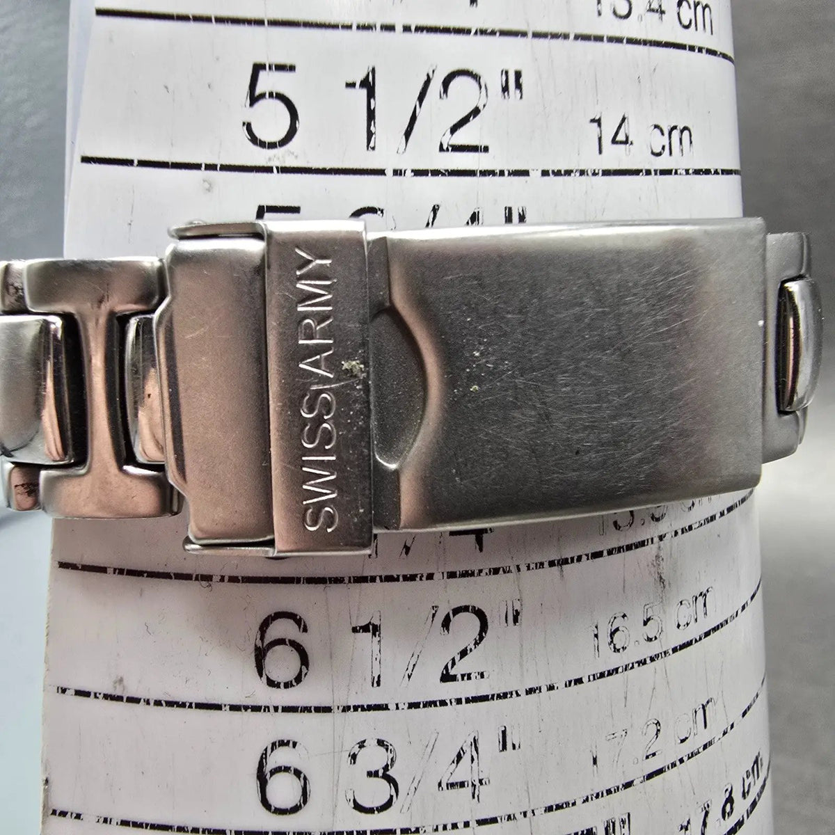 Victorinox Swiss Army Valiant Watch Women 32mm White Dial Silver Tone Date PARTS11