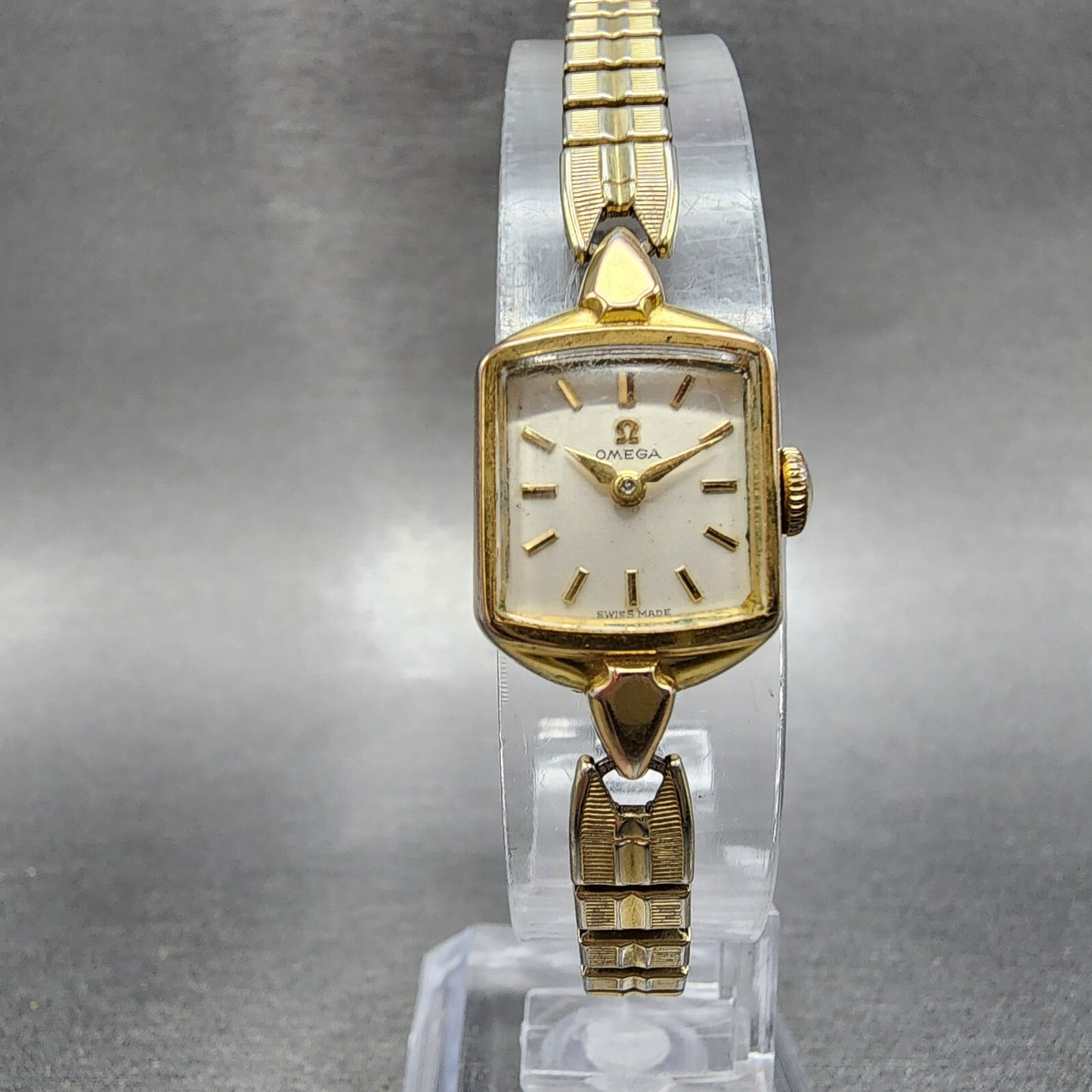 Omega Watch Women 15mm White Dial Gold Plated Rectangle Manual Wind Runs
