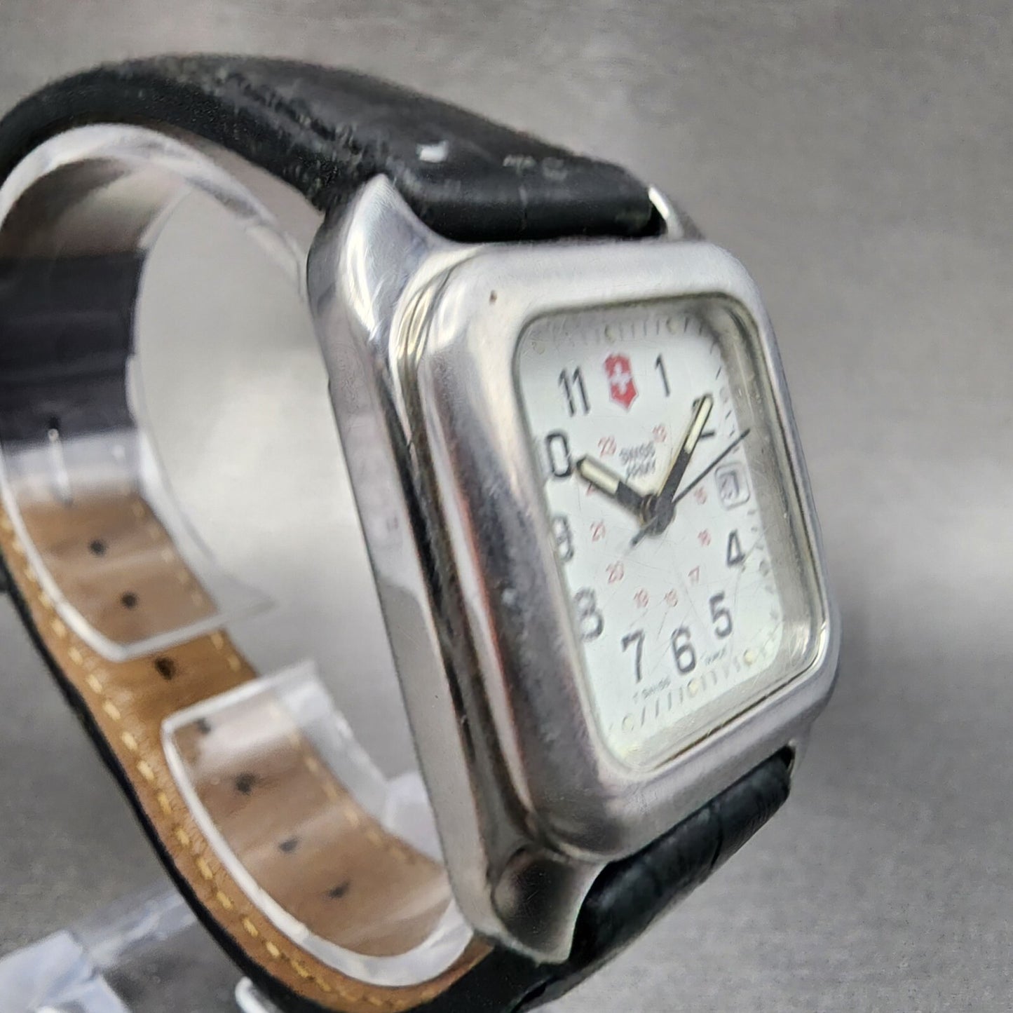 Victorinox Swiss Army Tank Watch Women 29mm White Dial Silver Tone PARTS