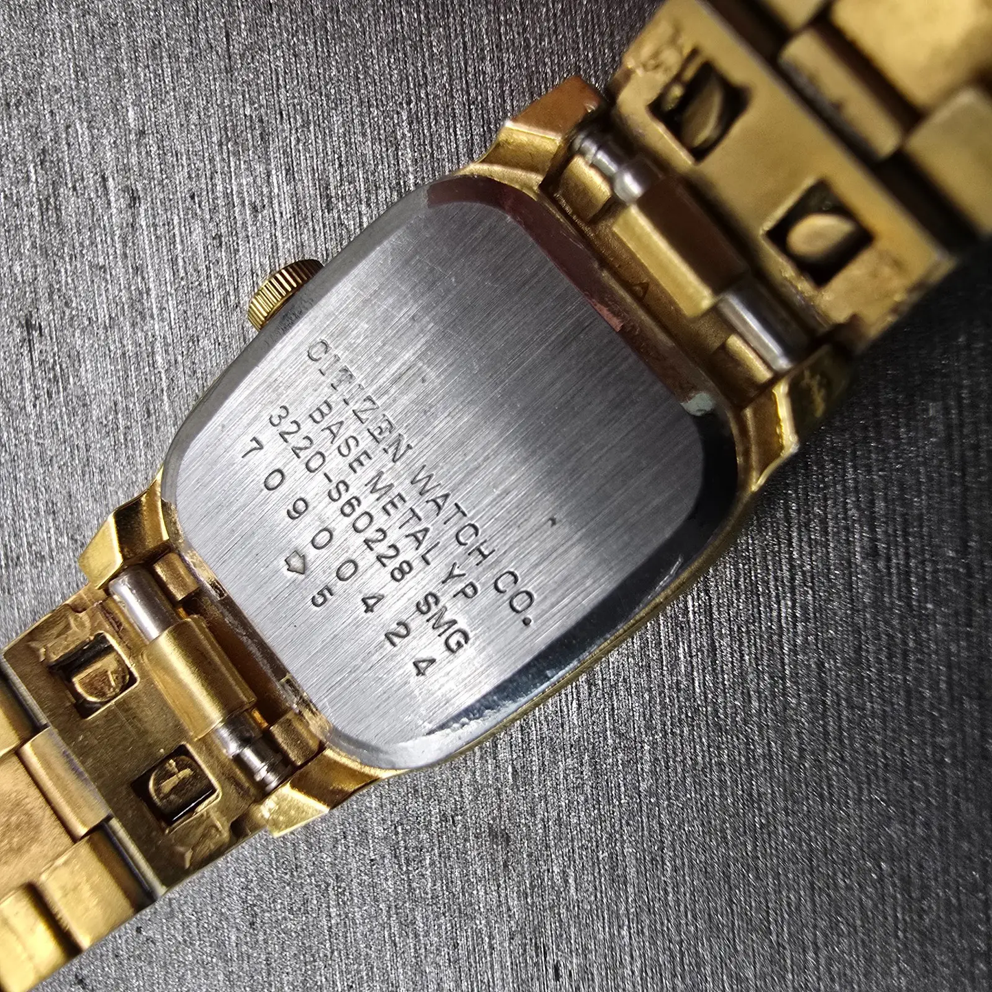 Citizen CQ Watch Women 17mm Champagne Dial Gold Tone 3220-S60228 New Battery VTG10