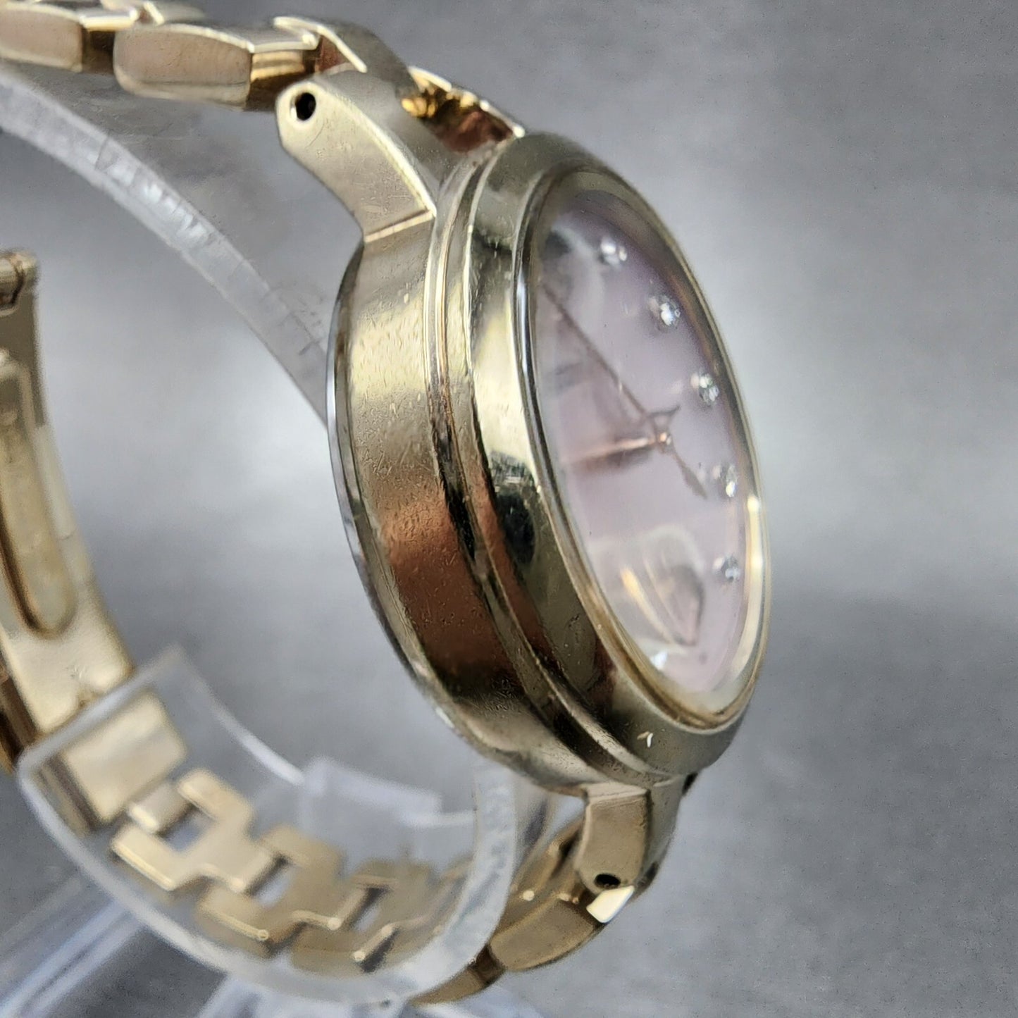 Seiko Solar Atomic Watch Women 27mm Pink Heart Dial Gold Tone 3b51-0ar0 Runs
