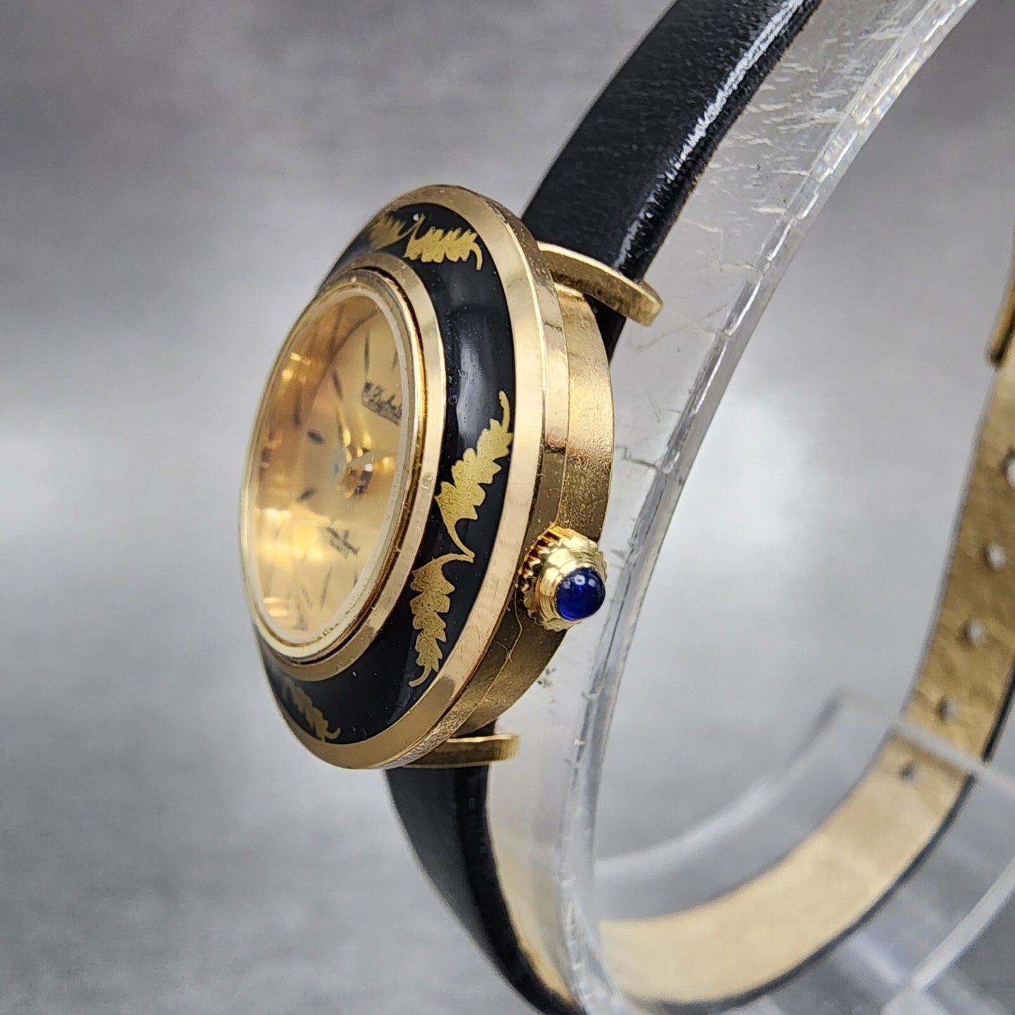Lucien Piccard Dufonte Watch Women 19mm Gold Dial Gold Tone Round New Battery