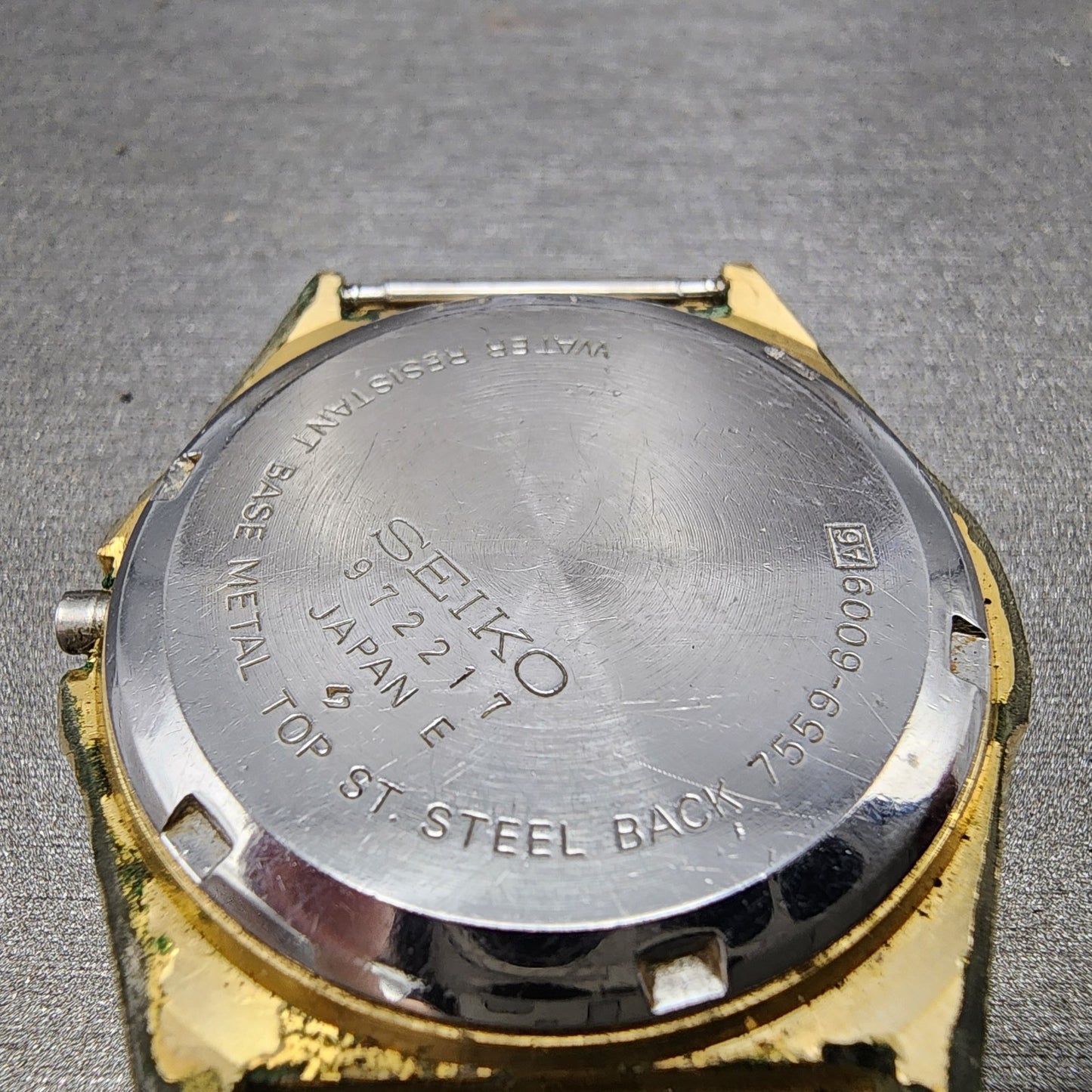 Seiko SQ Watch Men 37mm Black Dial Gold Tone Daydate 7559-6009 PARTS