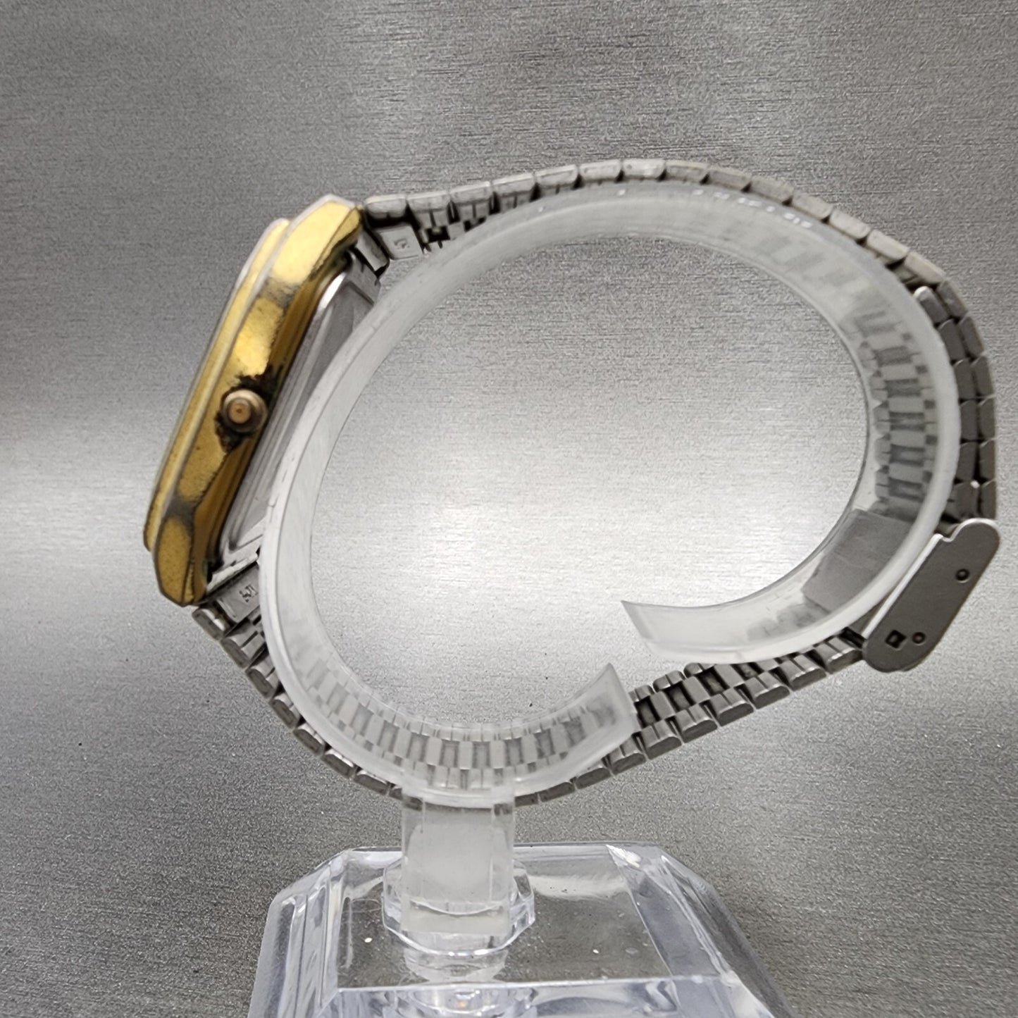 Casio Tank Watch Men 30mm Champagne Dial Gold Tone Rectangle MQ-518 New Battery