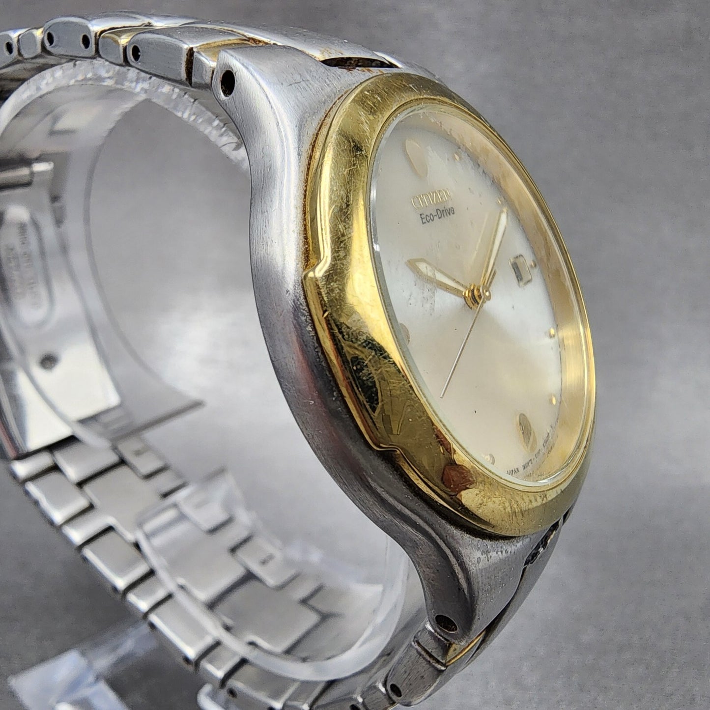 Citizen Eco-Drive Watch Men 36mm White Dial Two Tone Date Round E110-K16768 Runs
