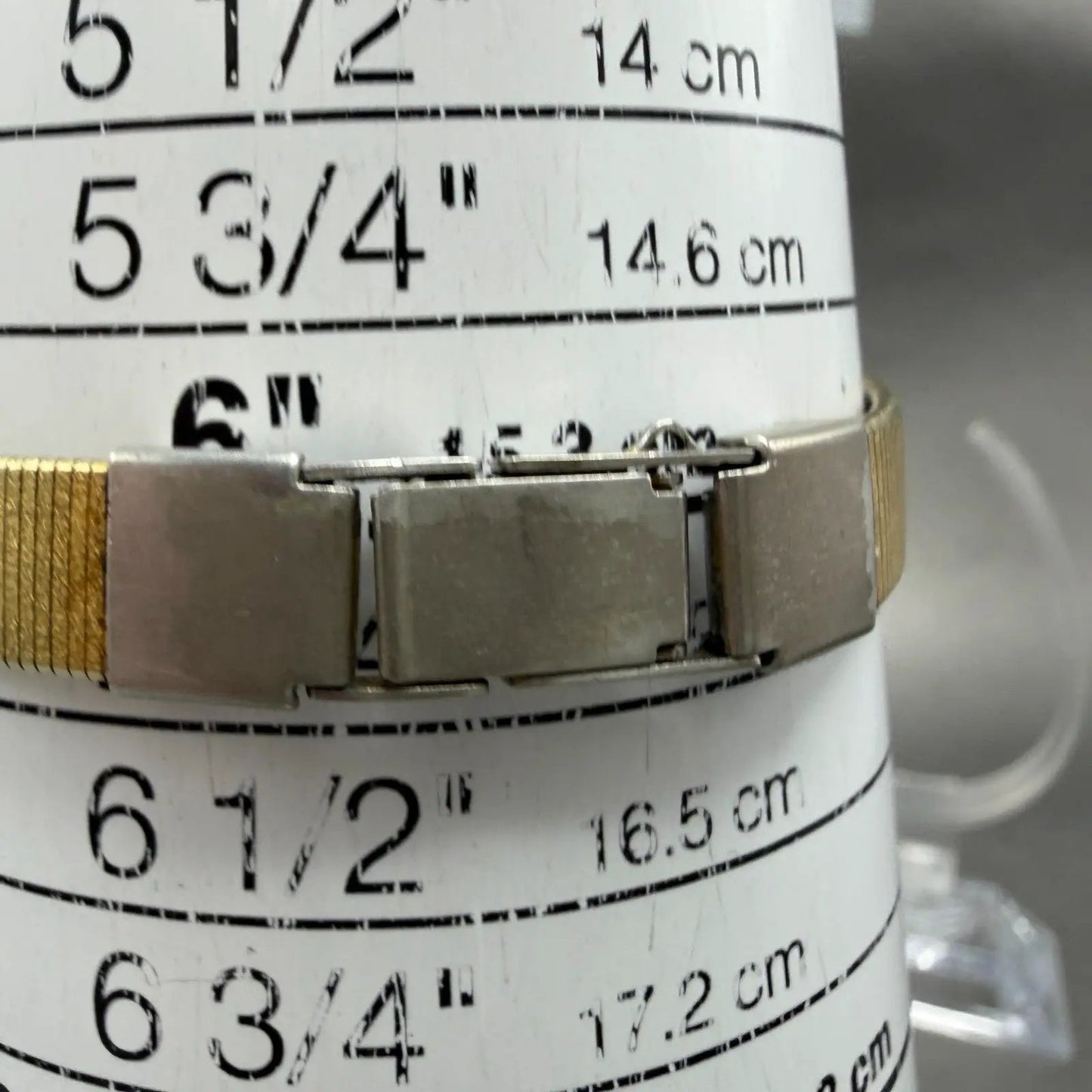 Seiko Watch Women 14mm Champagne Dial Gold Tone Oval 1F20-5C90 New Battery VTG10