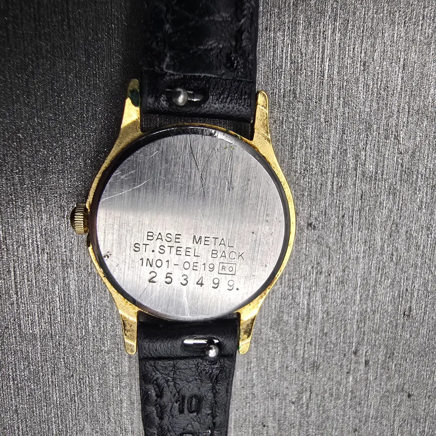Seiko Watch Women 19mm White Dial Gold Tone Round 1N01-0E19 New Battery Vintage10