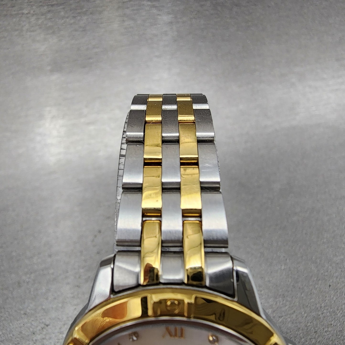 Raymond Weil 5960 Watch Women 30mm MOP Dial Two Tone Date Diamond Marker New Bat