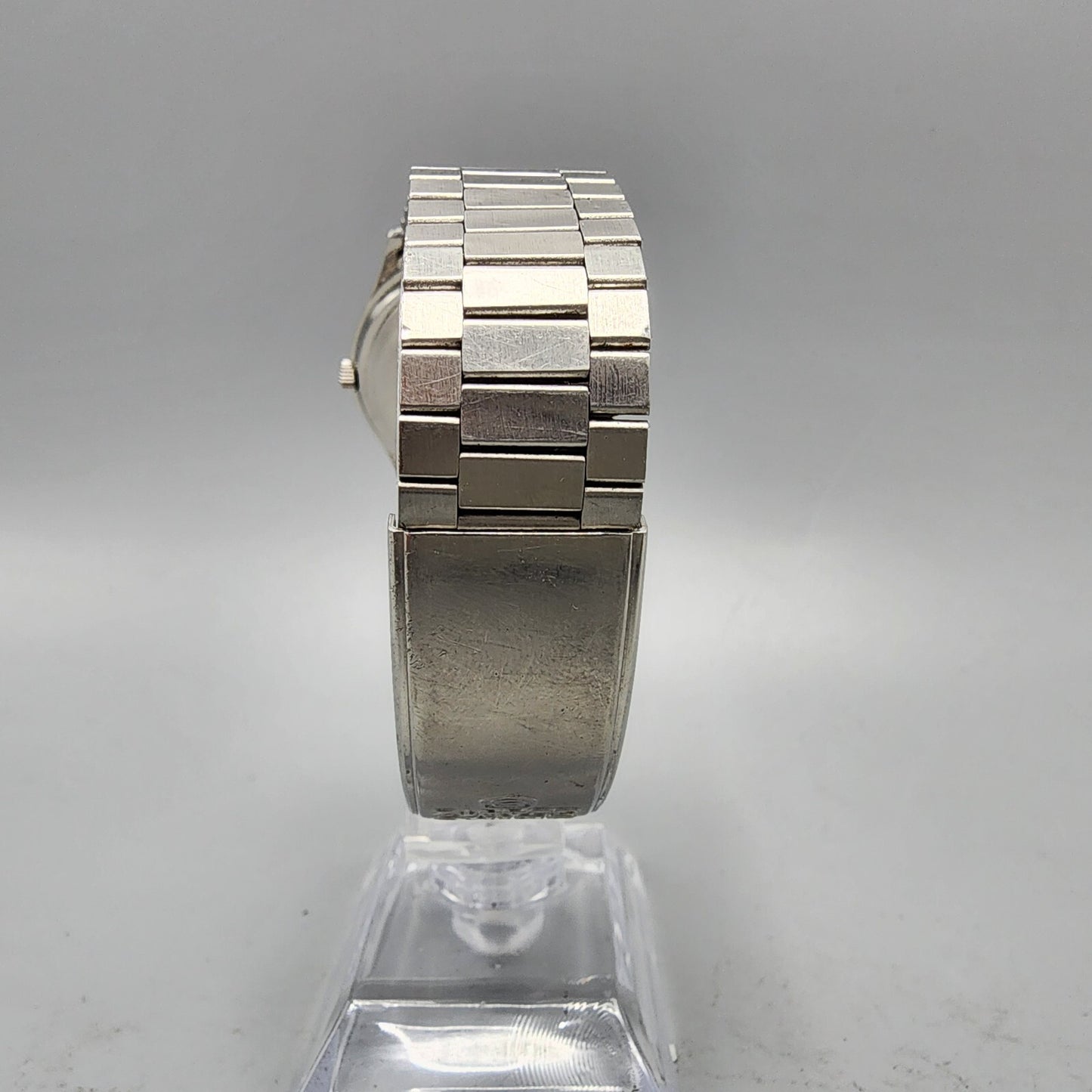 VTG Seiko 5 Watch Men 34mm Gray Dial Silver Tone Daydate Round 8C23-6010 New Bat