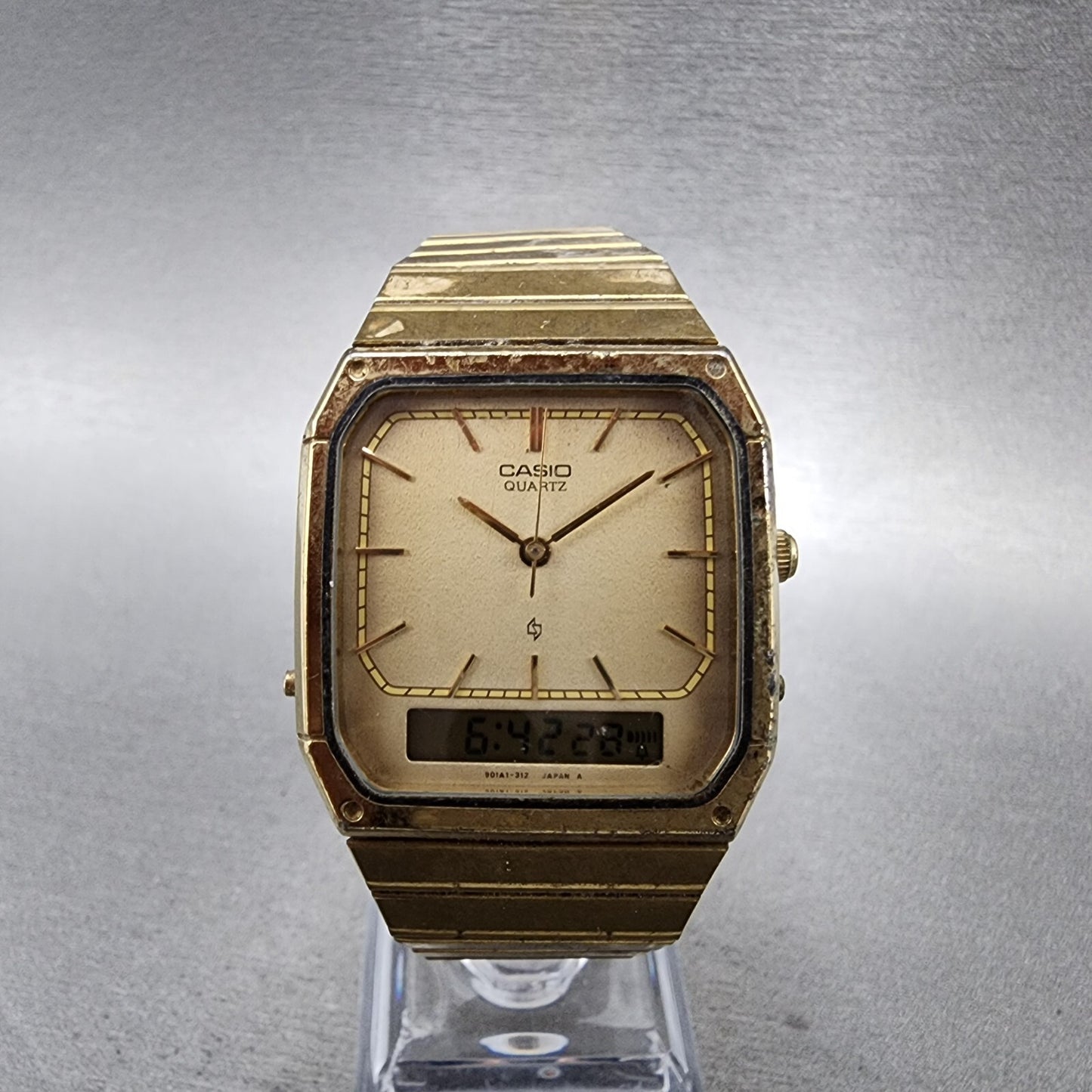 Casio AQ-412G Watch Men 30mm Analog Digital Alarm Chrono Octagon READ New Batt