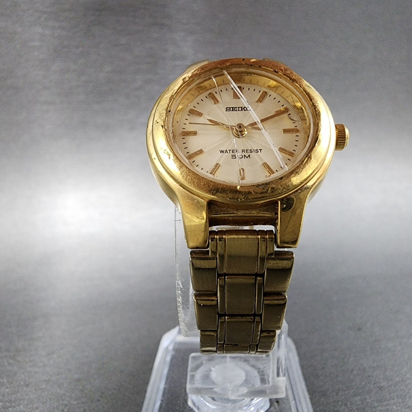 Seiko Watch Women 25mm Cream Dial Gold Tone Round V701-2H30 New Battery