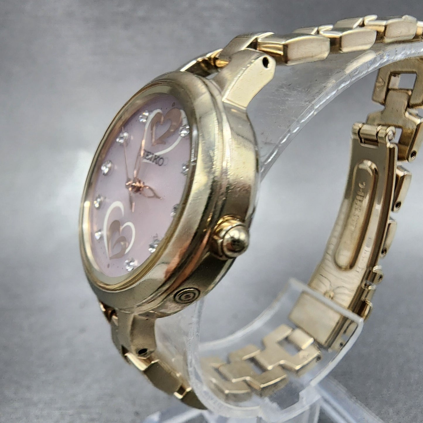 Seiko Solar Atomic Watch Women 27mm Pink Heart Dial Gold Tone 3b51-0ar0 Runs