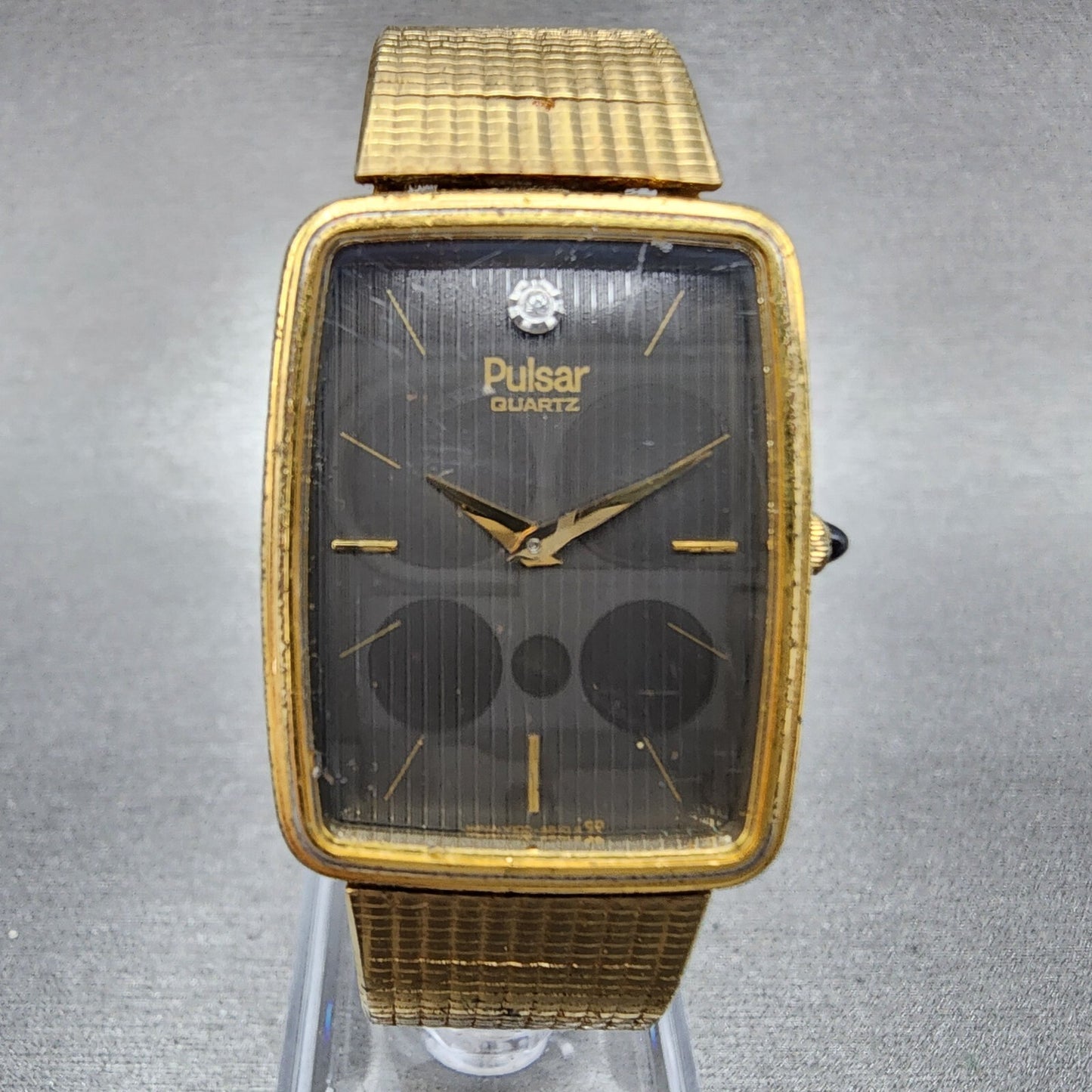 VTG Pulsar Tank Watch Men 24mm Black Dial Gold Tone Rectangle Y100-5689 PARTS