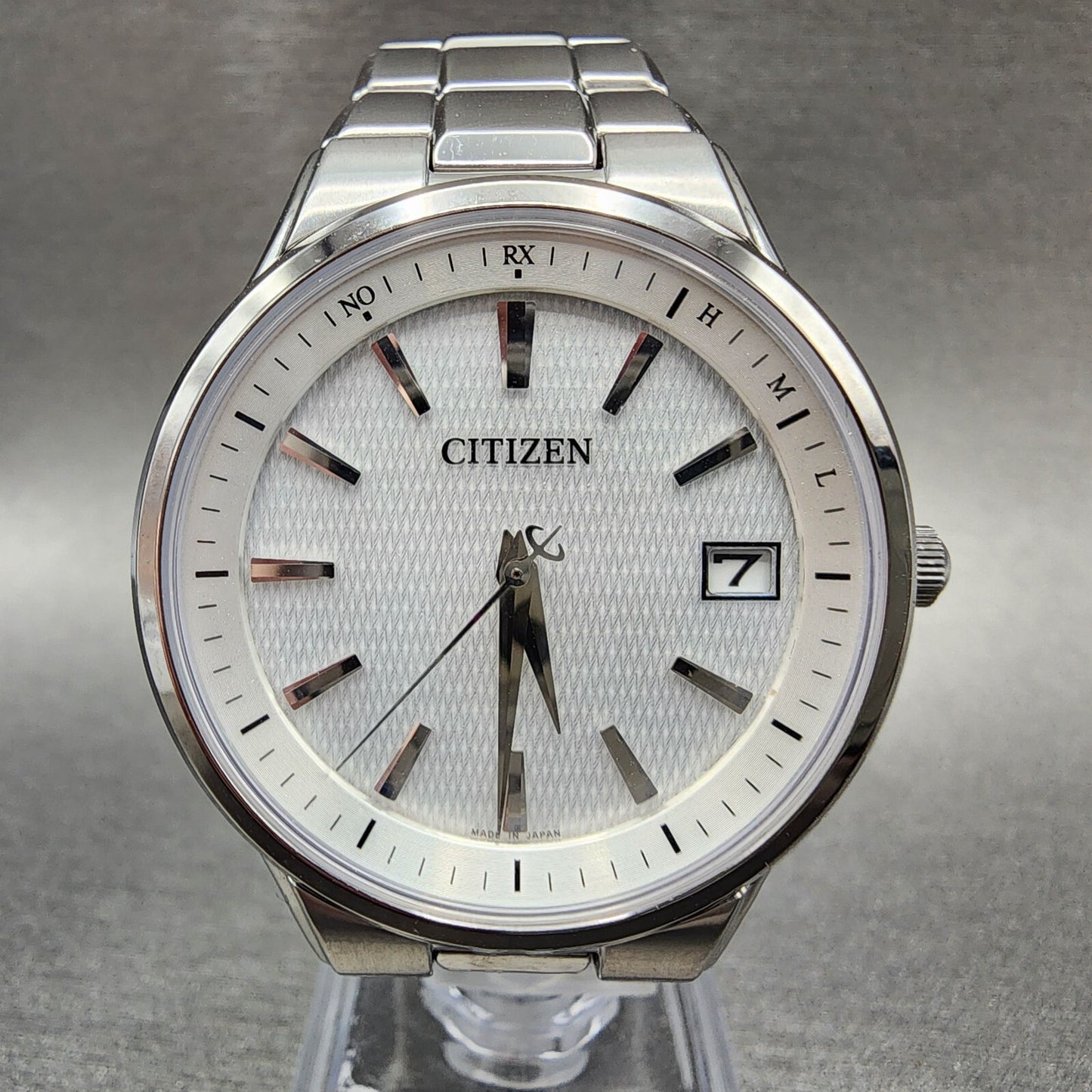 Citizen Eco-Drive Atomic Watch Men 37mm White Dial Titanium Date H110-T018360