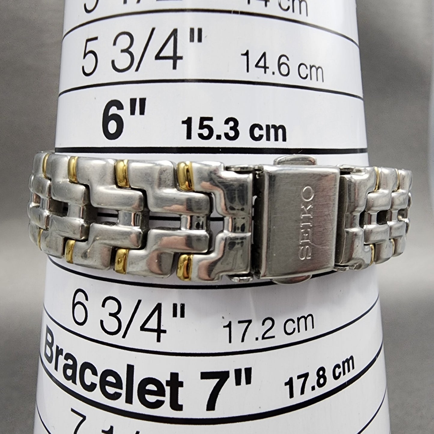 Seiko Watch Women 26mm White Dial Two Tone Date Round 7n820599 New Battery B4569