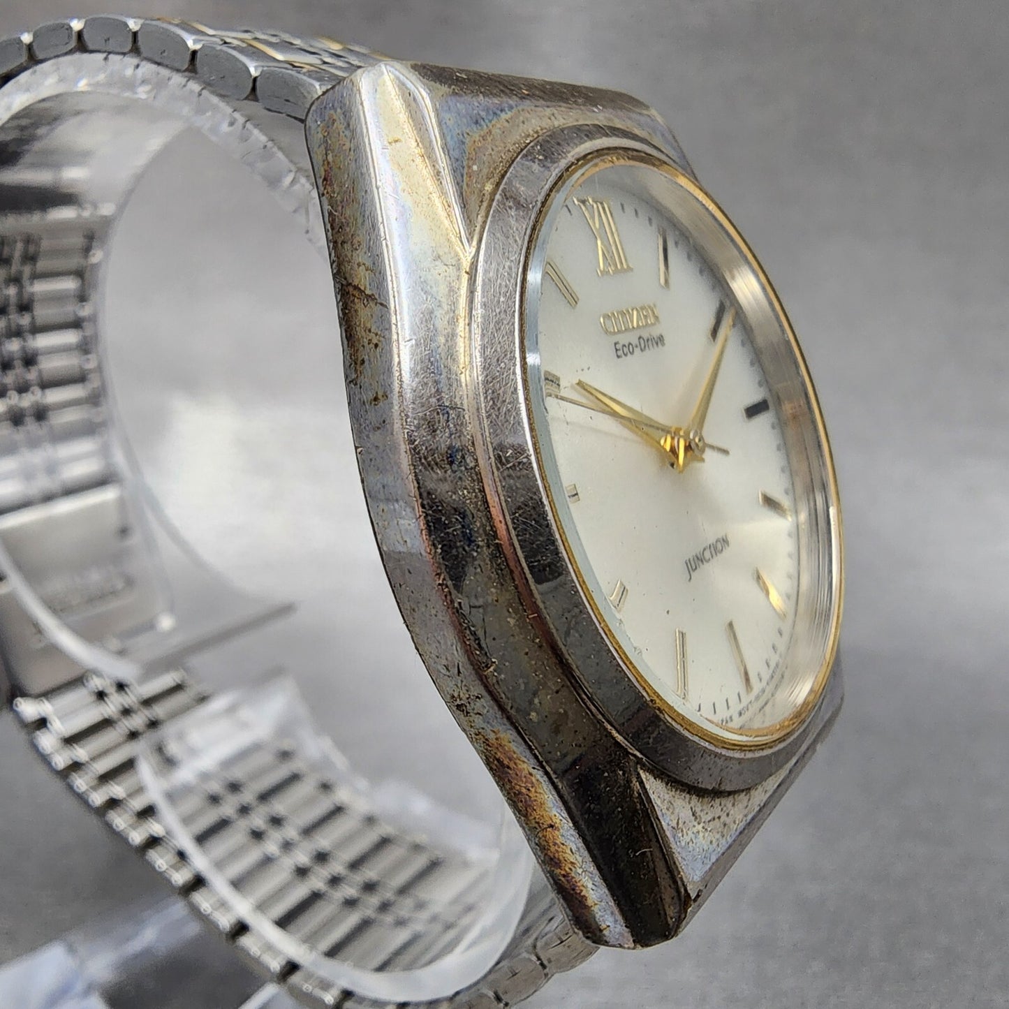 Citizen Eco-Drive Junction Watch Men 35mm Silver Dial Two Tone Round E030 Runs A