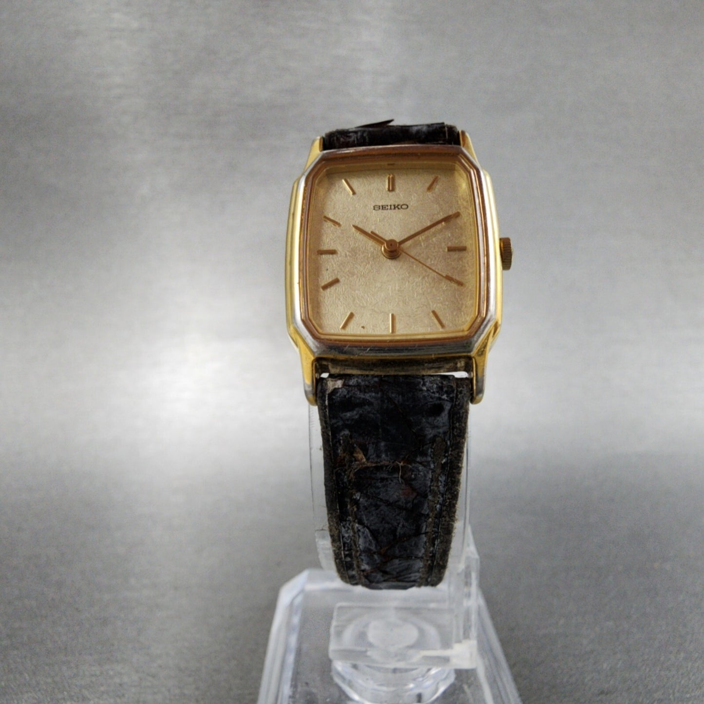 Seiko Tank Watch Women 20mm Champagne Dial Gold Tone 2p21-5220 New Battery